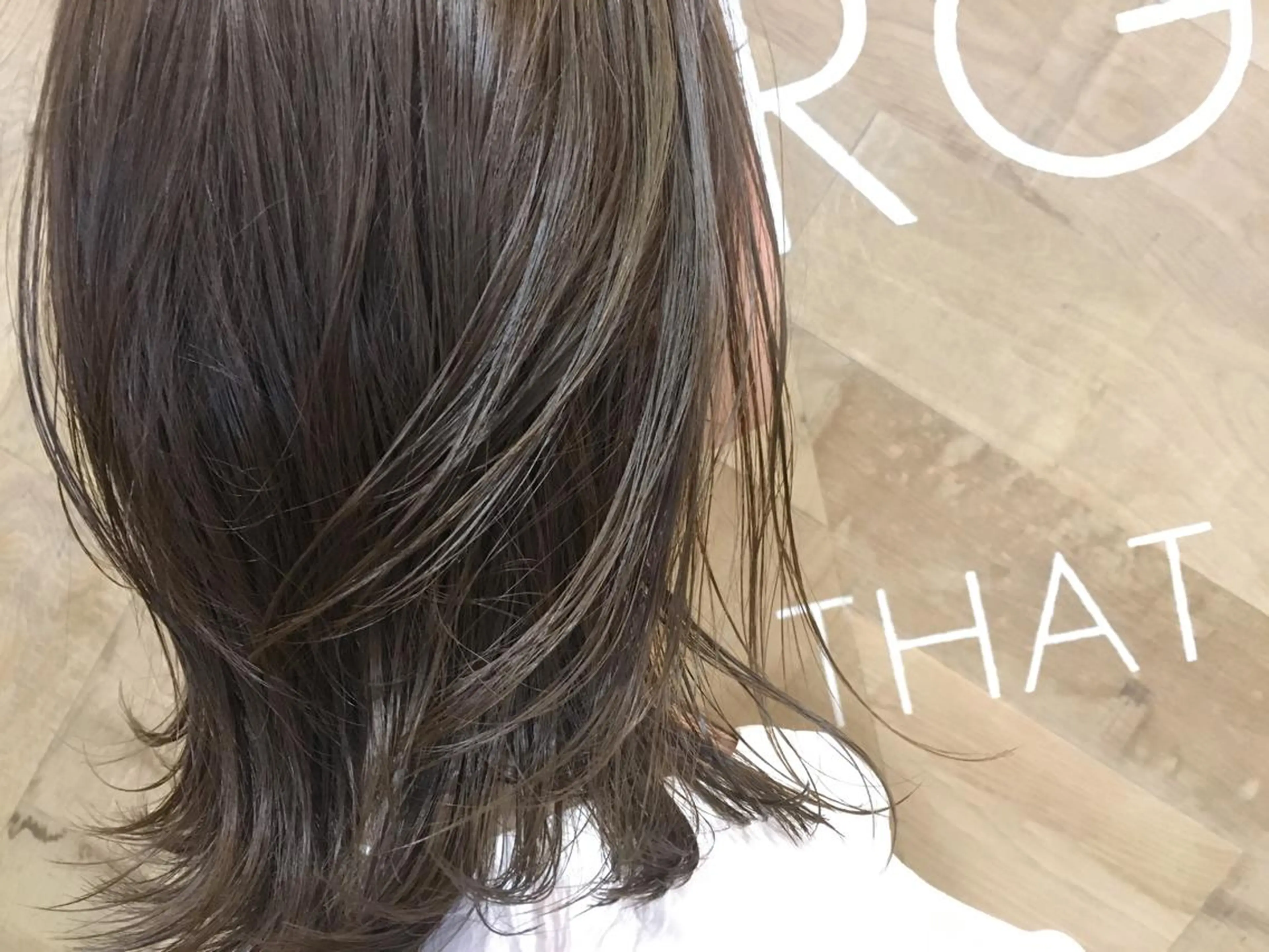 ミディアム カラー 🩷🍭中津・梅田 エリア🍬💜のヘアスタイル