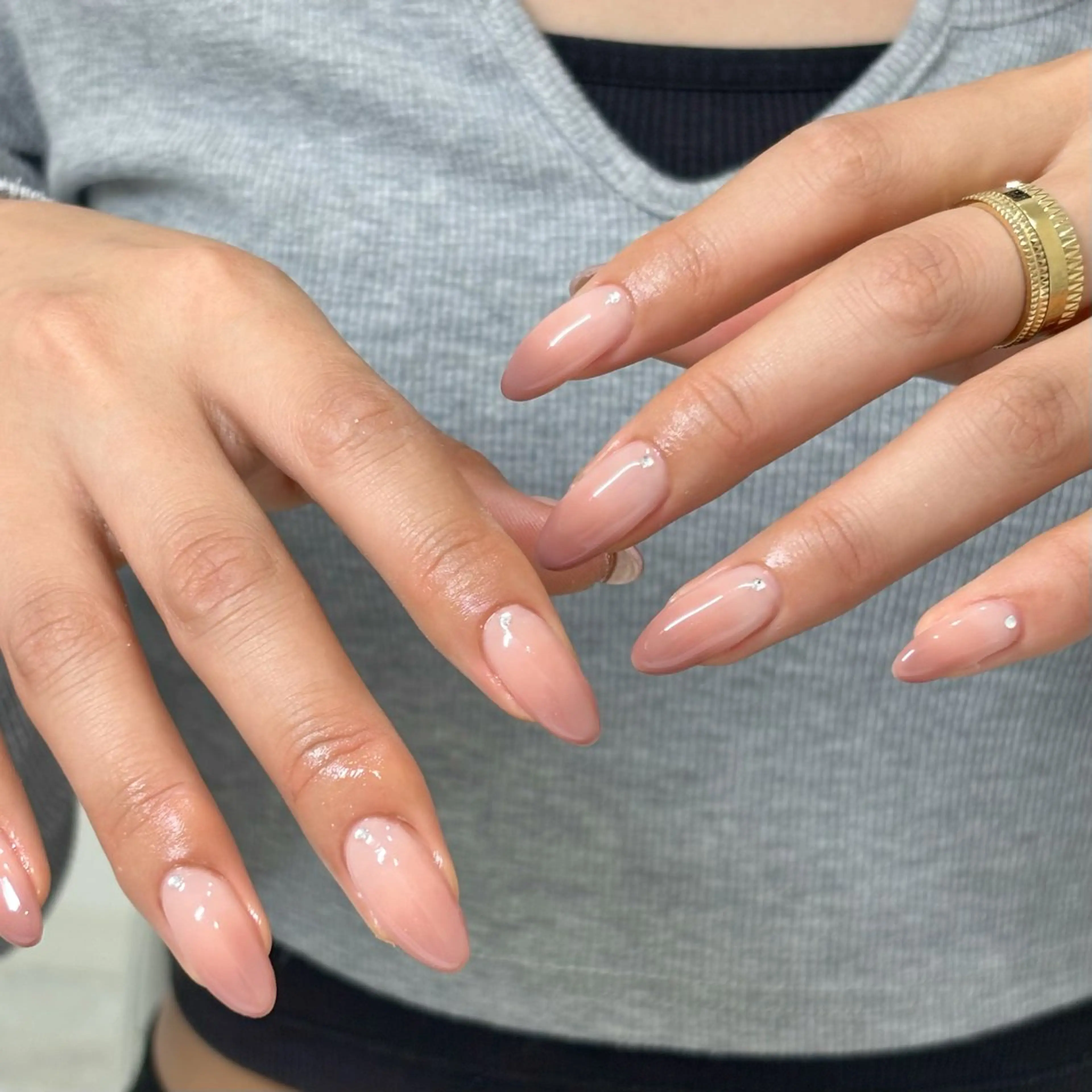 ネイル グラデーション オフィスネイル シンプルネイル ハンドネイル 🩰ミキ/韓国♡ girlyネイル🩰のネイルデザイン