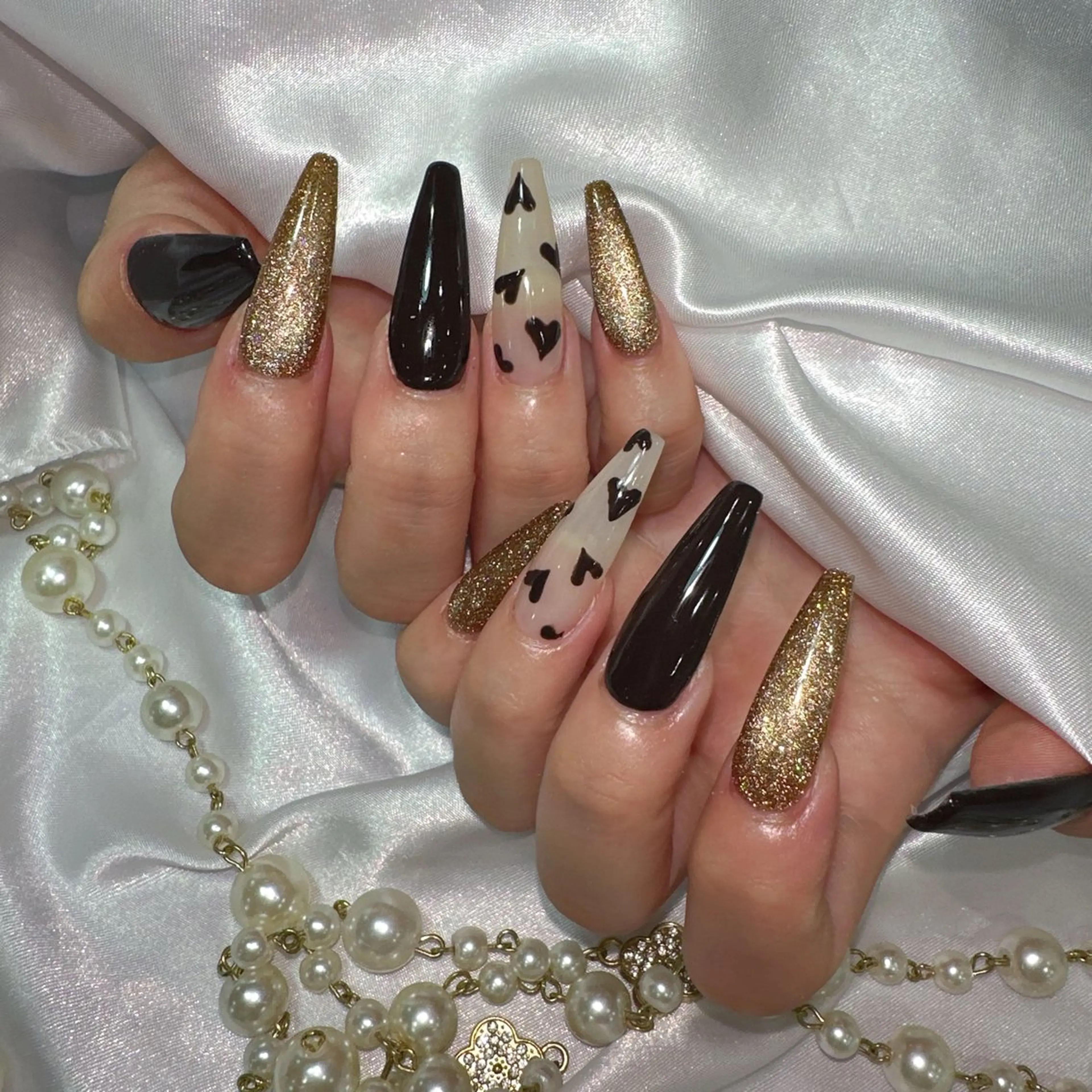 ネイル アートネイル フラッシュネイル フレンチネイル ジェルネイル ガラスフレンチ ハンドネイル You&Me Miyuのネイルデザイン