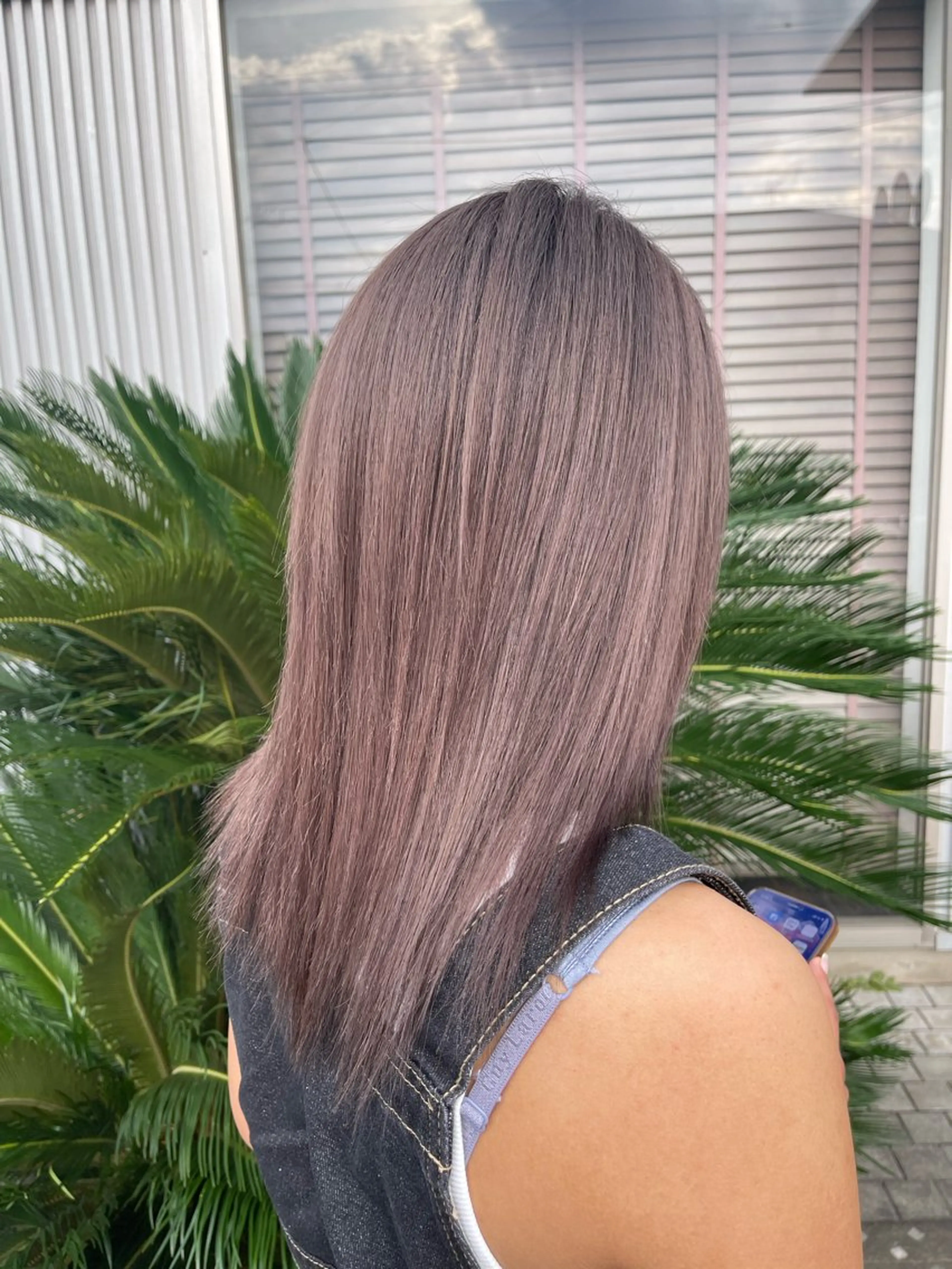 ミディアム カラー カット ヘアカラー Felice Erikaのヘアスタイル