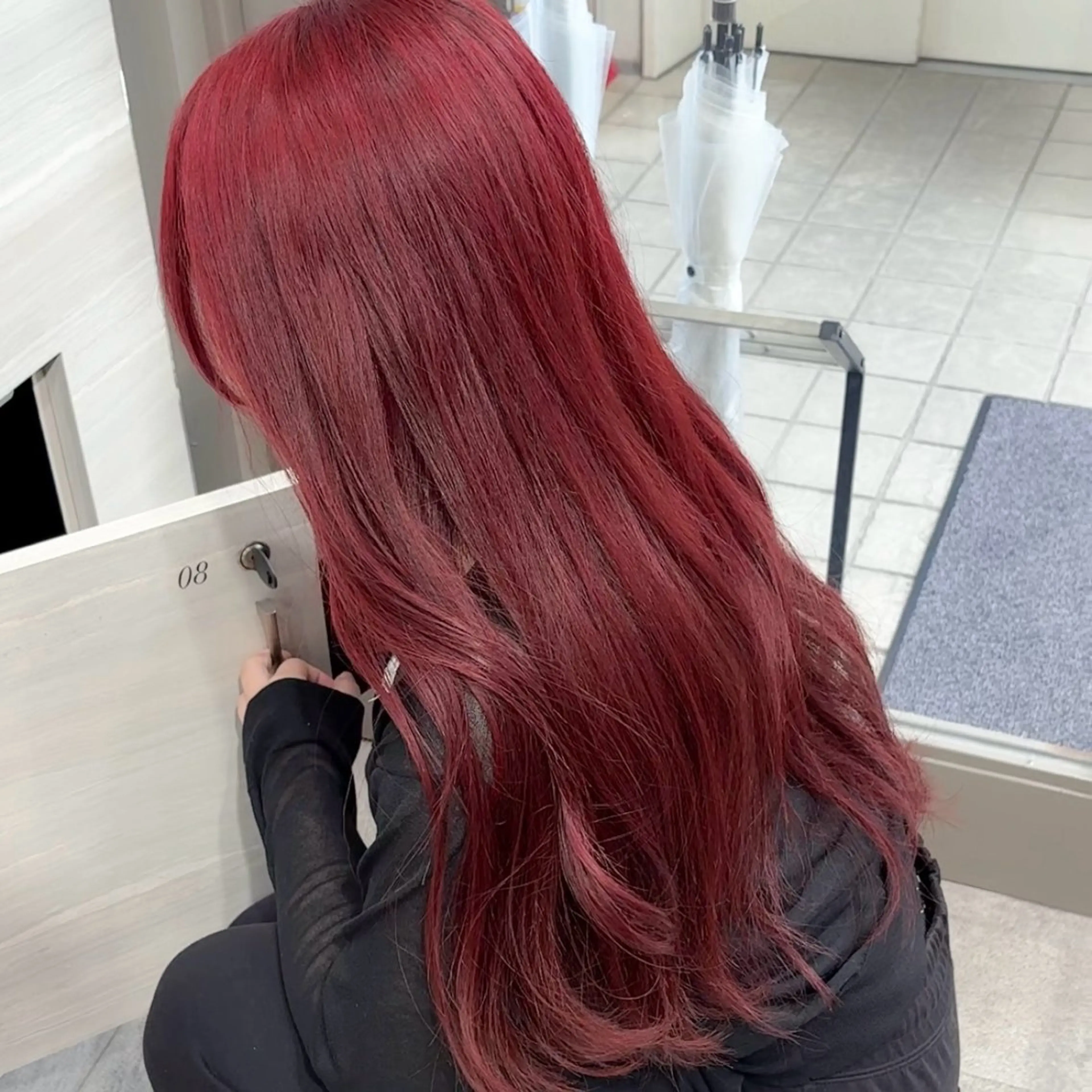ロング カラー ブリーチ ブリーチなしカラー レッドカラー ヘアカラー The Path ARENのヘアスタイル
