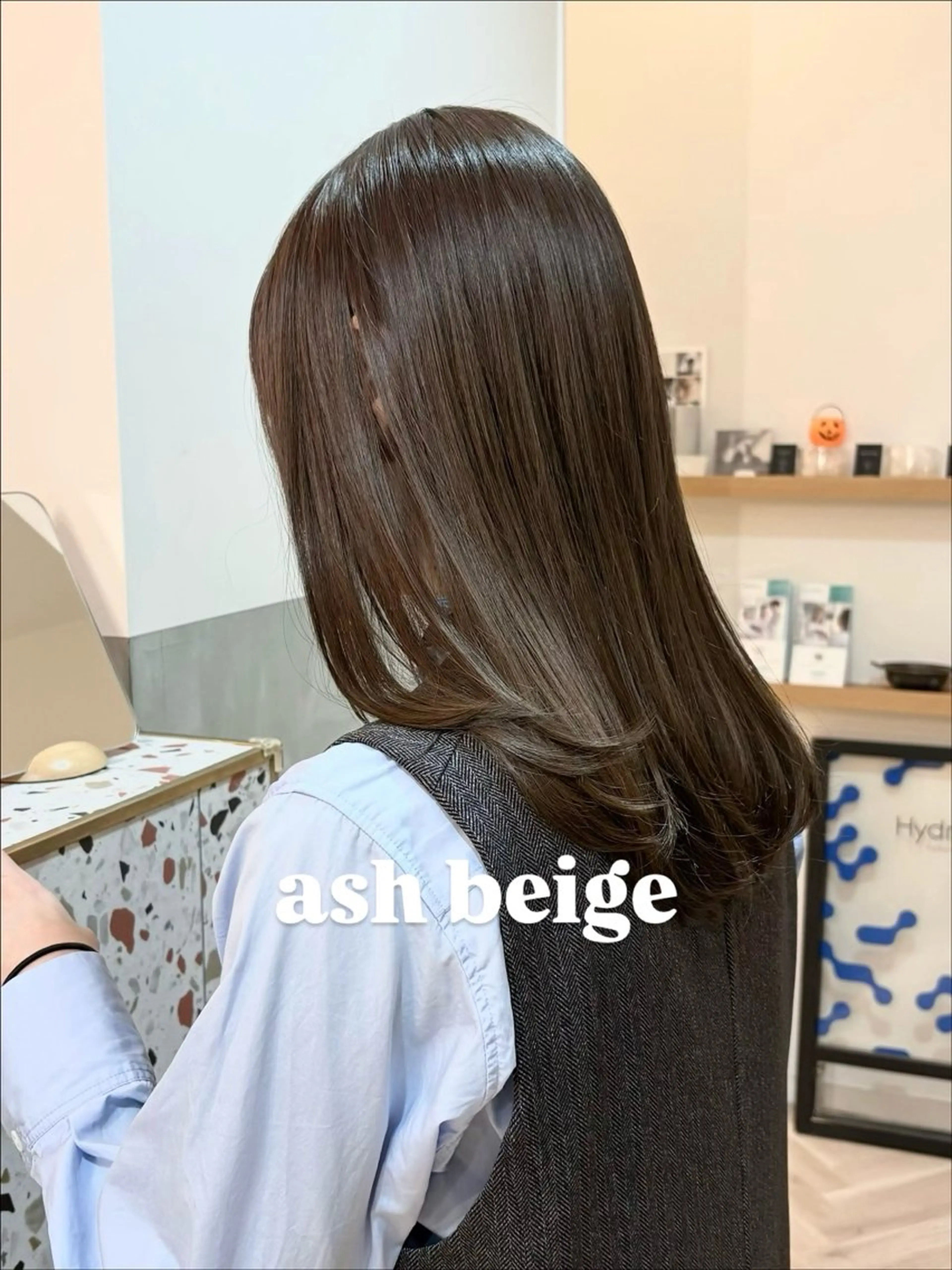 ミディアム カット ヘアカラー トリートメント 似合わせ/透明感 /レイヤー/りほ🤍のヘアスタイル