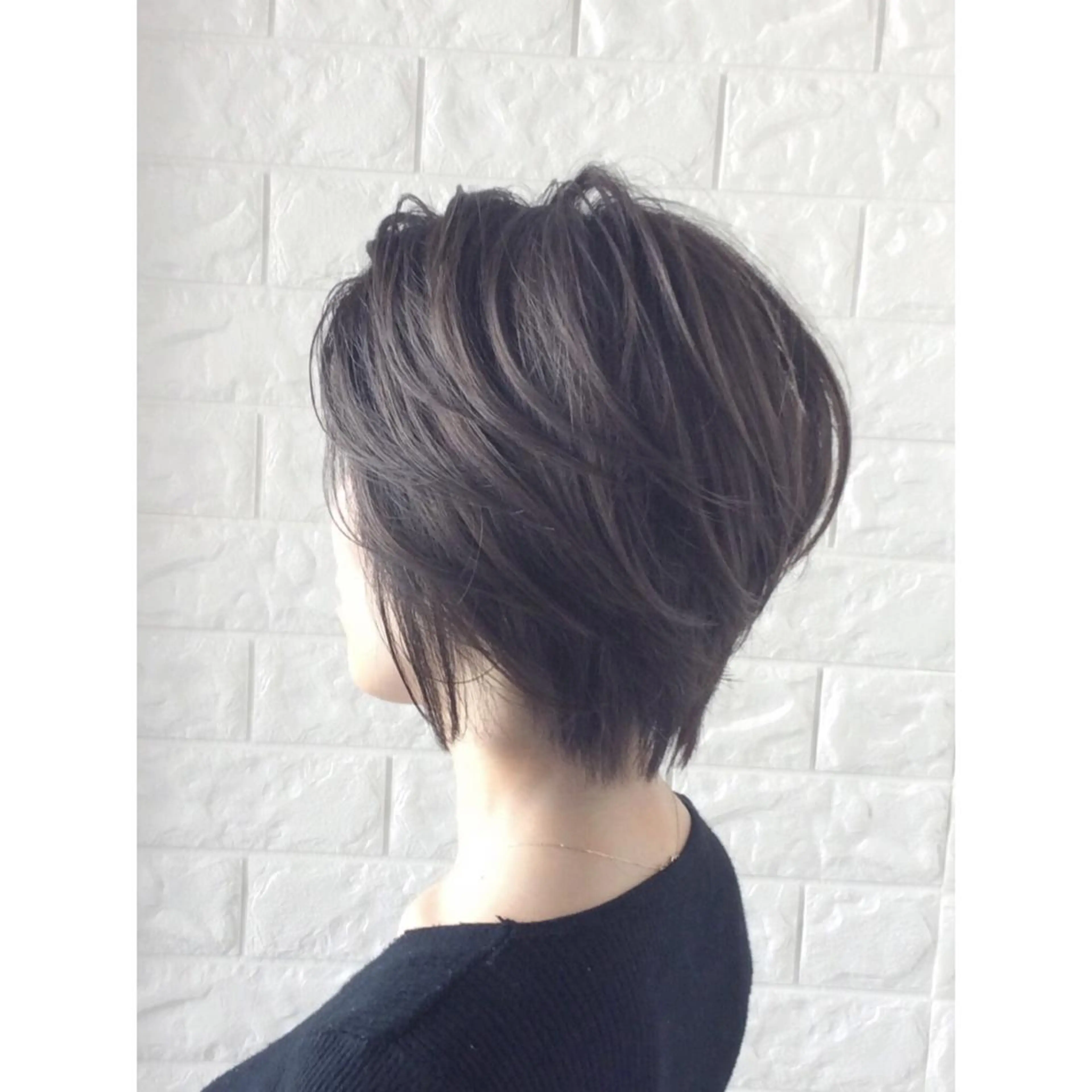 ショート カラー 透明感カラー グレージュ ハイライトカラー 外国人風カラー ハイライト KIZU 髪質改善 オカルト怪談のヘアスタイル