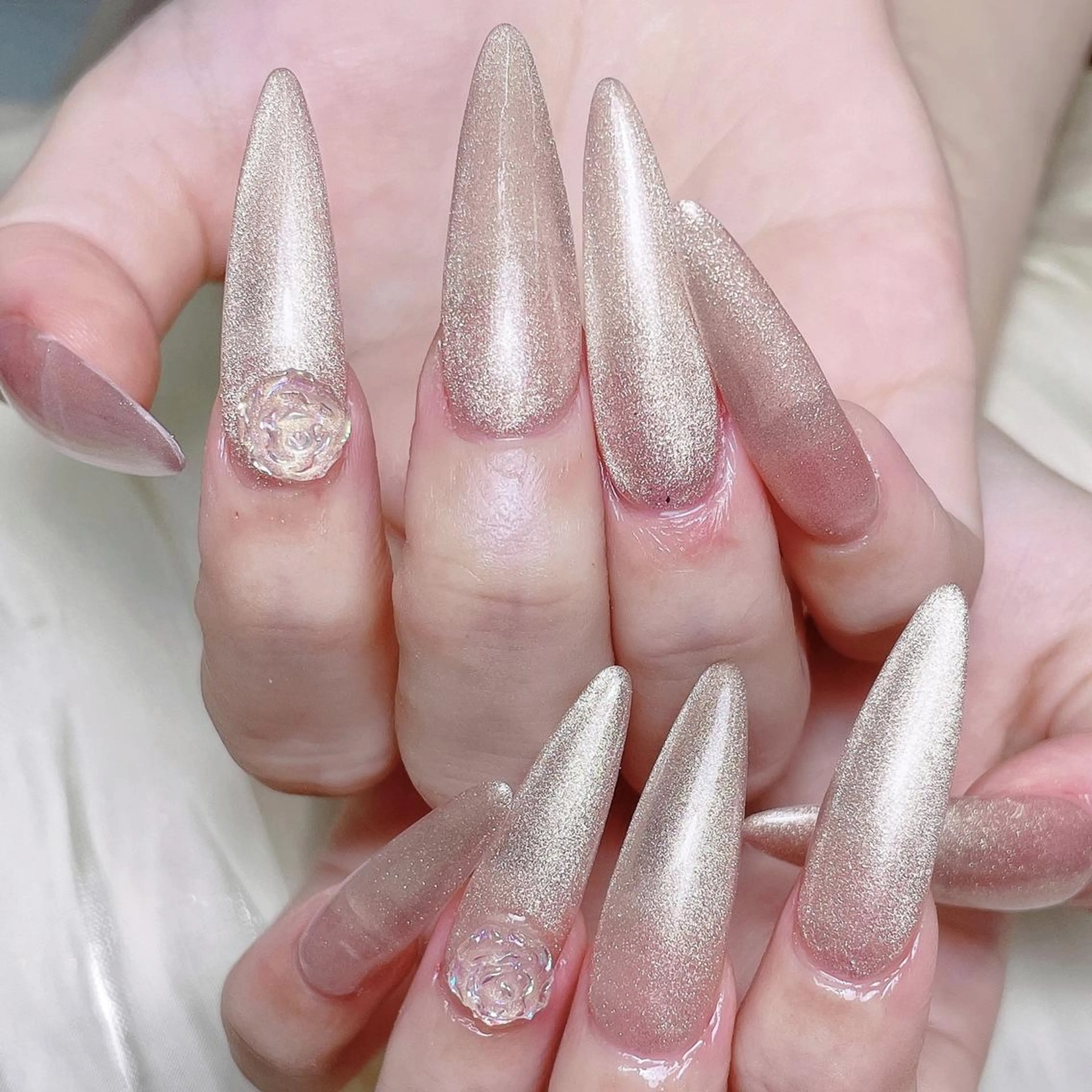 ネイル ハンドネイル ハンドケア 七海 🎀のネイルデザイン