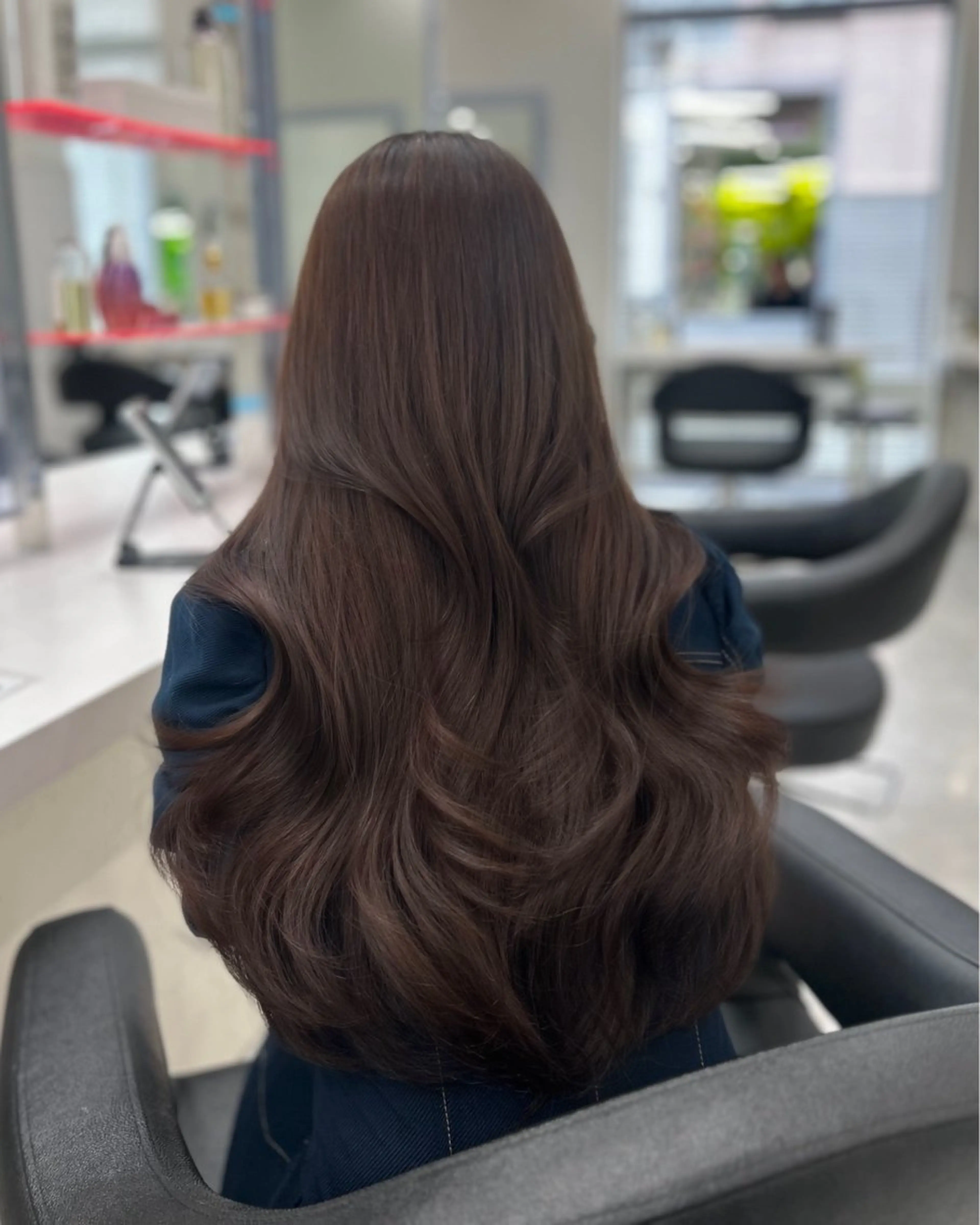 ロング カット ヘアカラー 縮毛矯正 大人っぽベージュ🤍 レイヤーRikutoのヘアスタイル