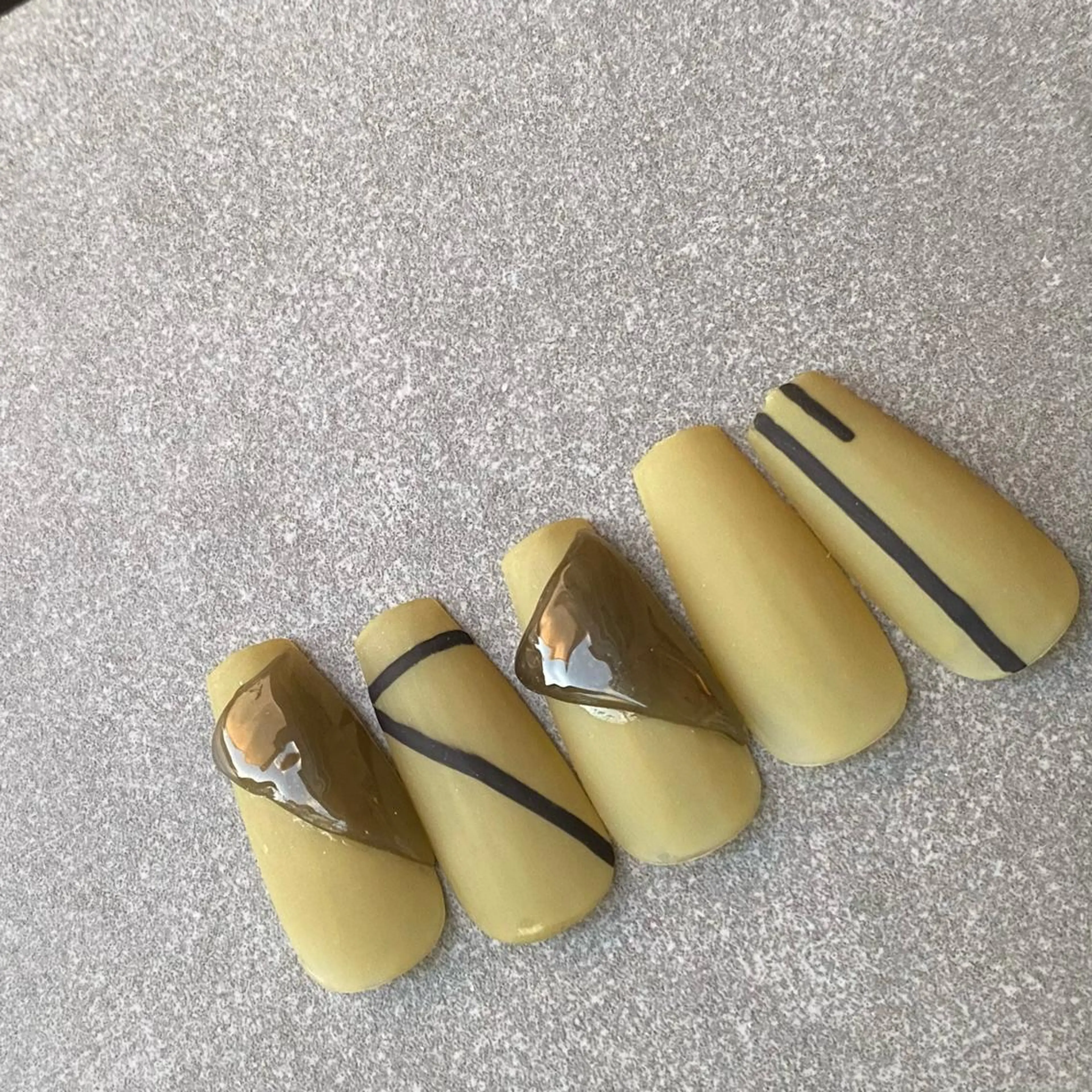 ネイル Ray. /綺麗目ニュアンスのネイルデザイン