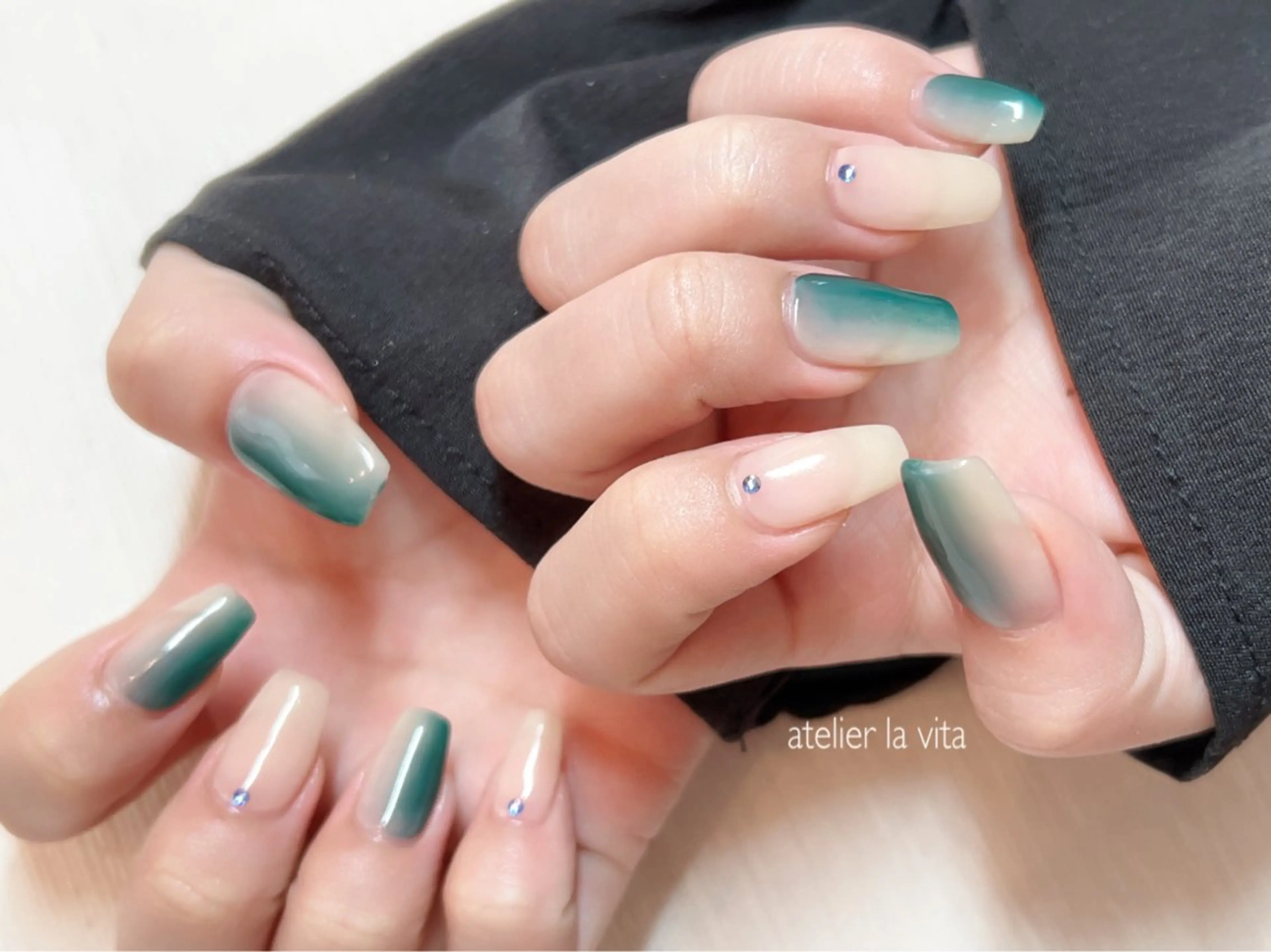 ネイル アートネイル グラデーション メンズネイル ワンカラーネイル シンプルネイル ハンドネイル atelier la vita所属・lavita. mimuraのネイルデザイン