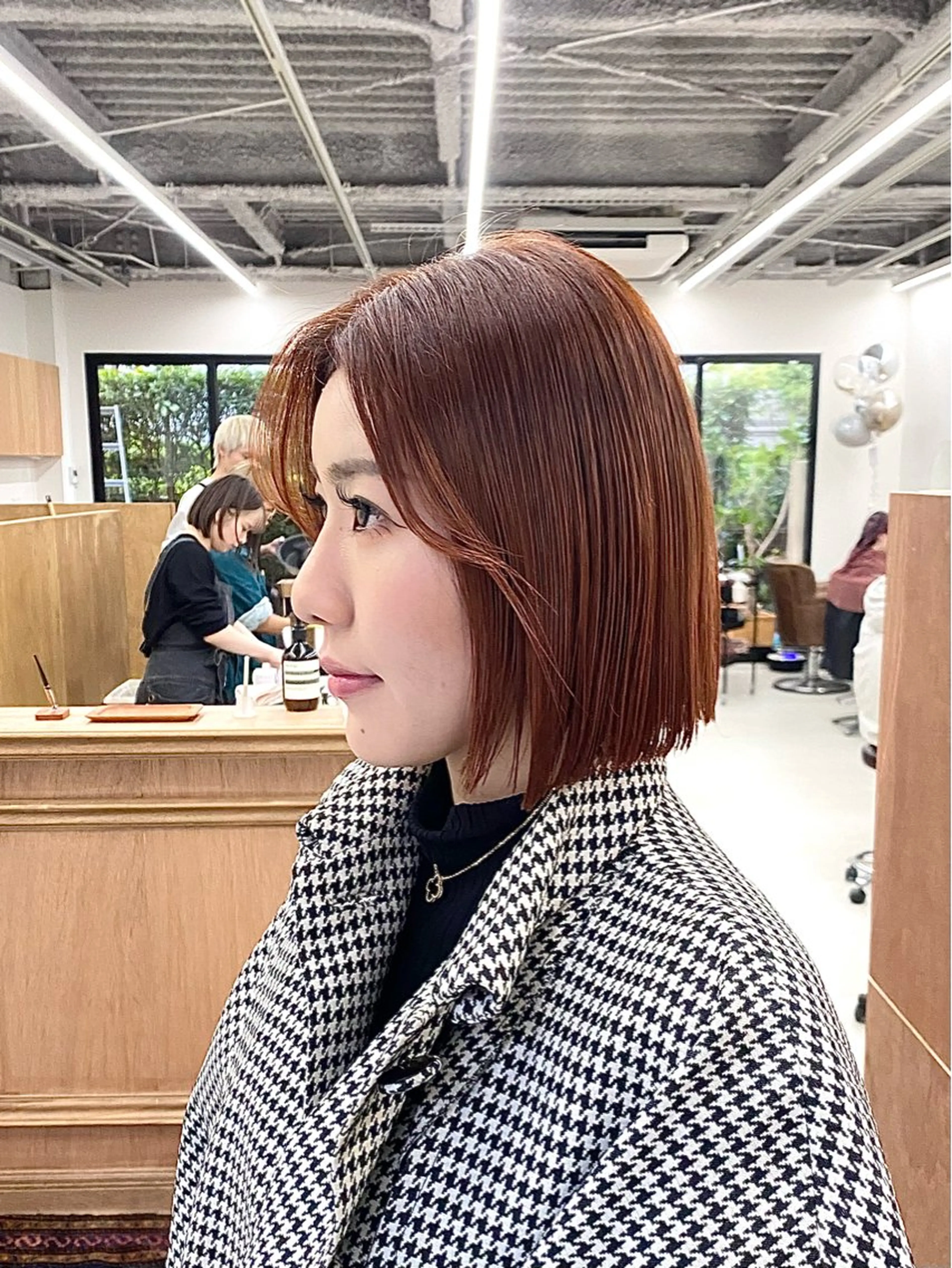 ミディアム カラー ヘアアレンジ ブリーチ オレンジ ボブ カット ヘアカラー トリートメント ハル🌸柔色/ ブリーチなし/艶髪のヘアスタイル