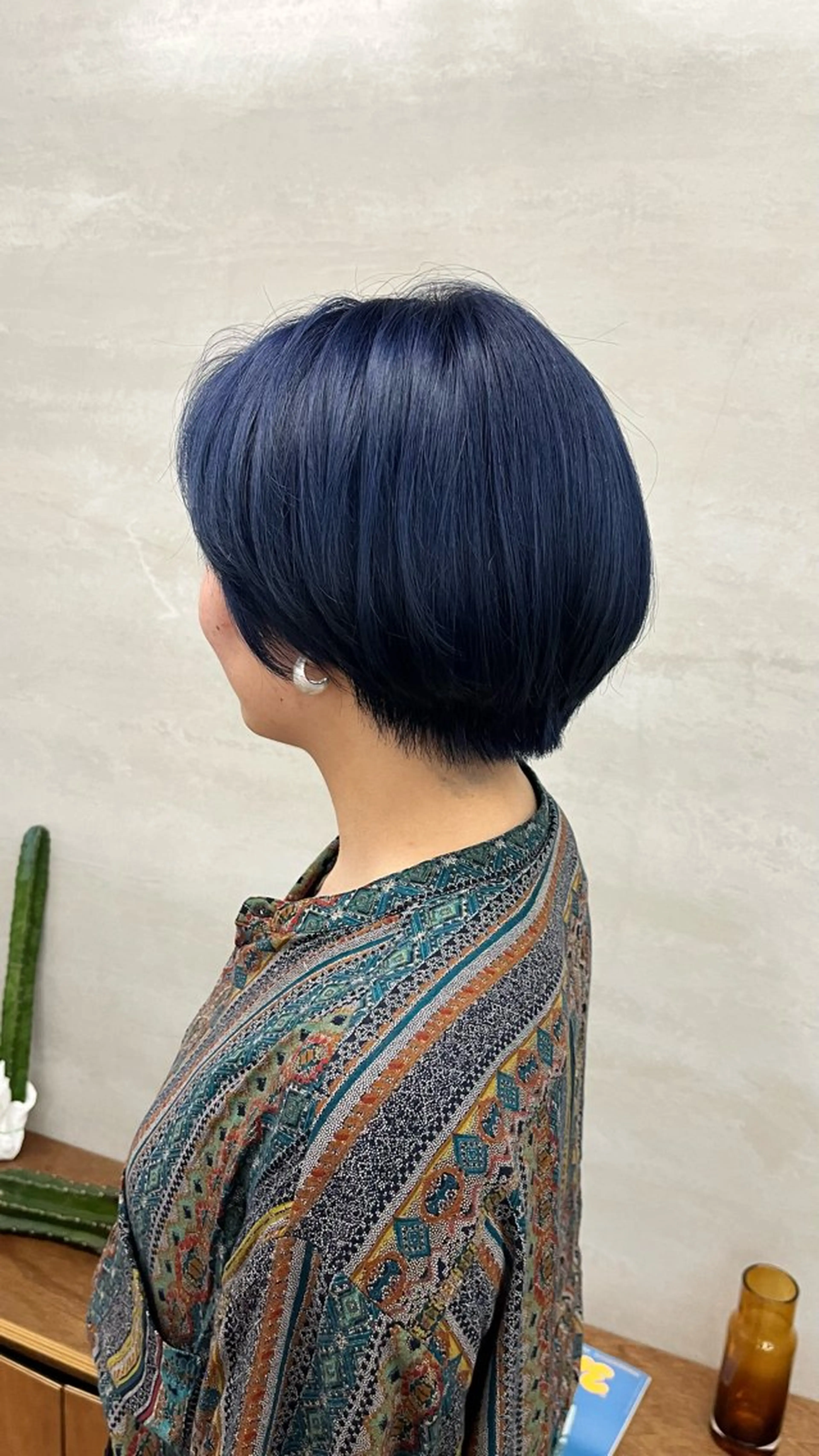 ショート カラー ブリーチ nalu.所属・前山 七海のヘアスタイル