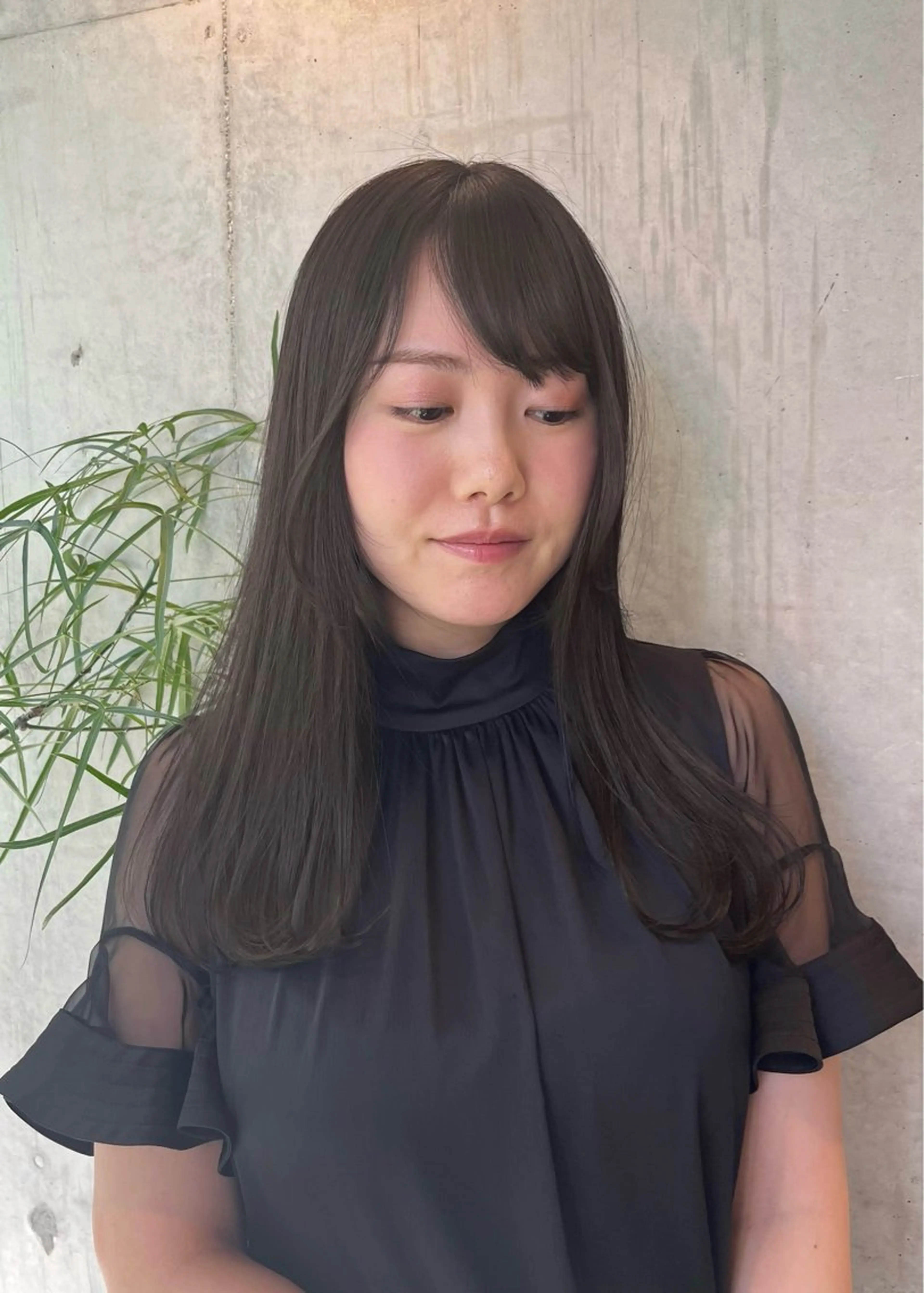 セミロング アッシュ アッシュブラウン カット ヘアカラー トリートメント davin中目黒 KATOのヘアスタイル