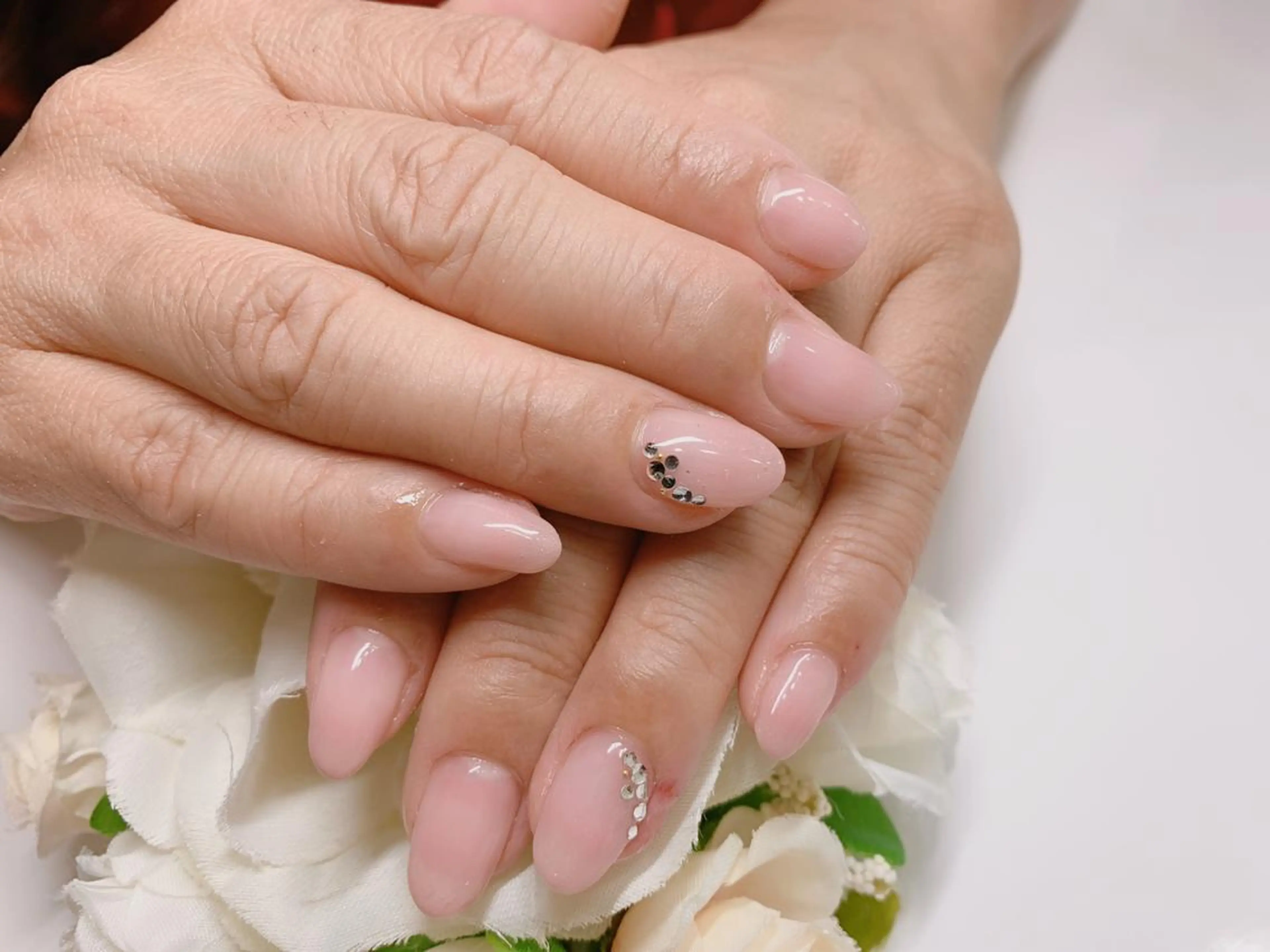 ネイル Silky_nail Sの眉毛・アイブロウイメージ