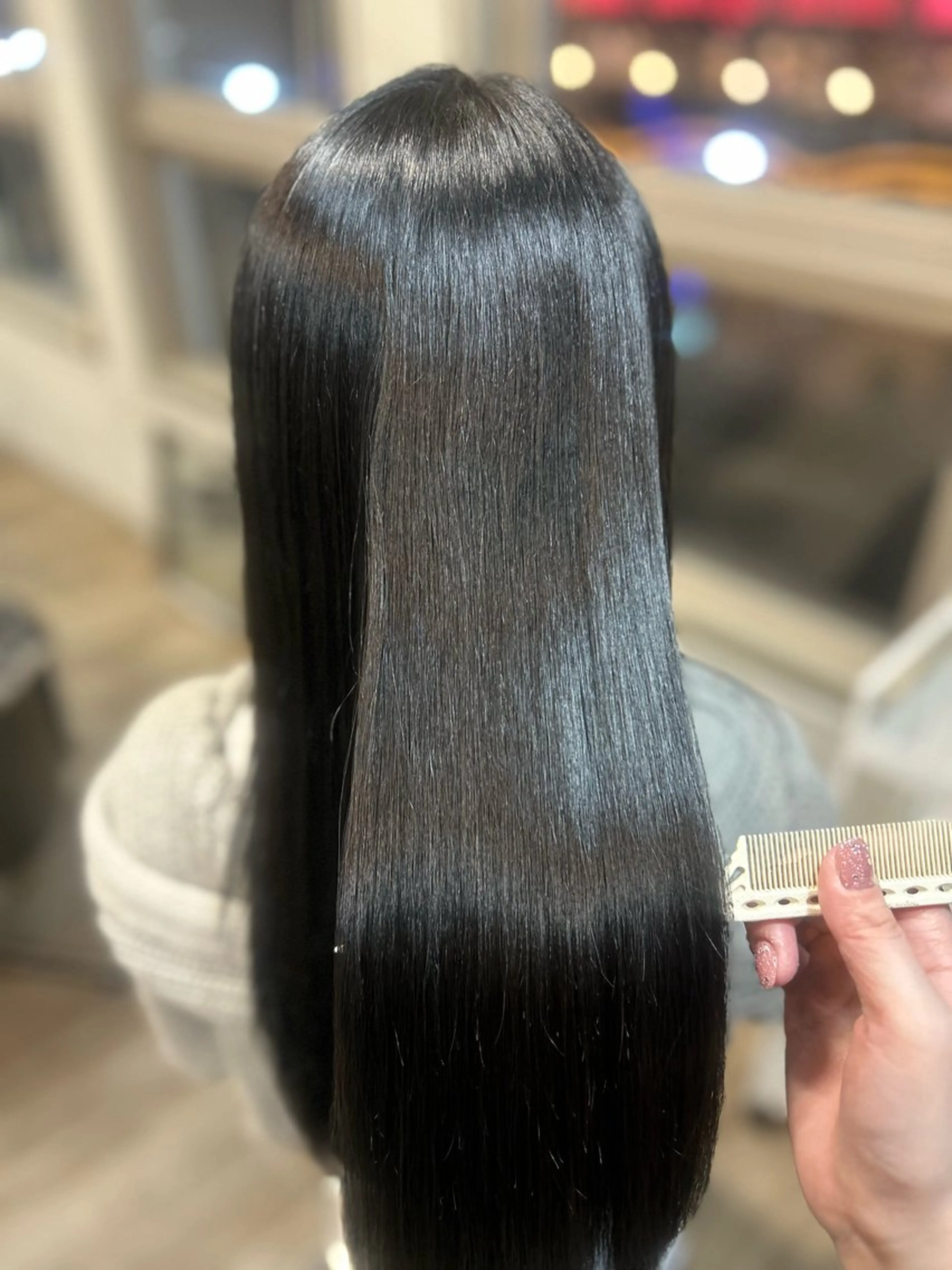 ロング トリートメント ヘアカラー トリートメント ヨシタニ ヒナタのヘアスタイル