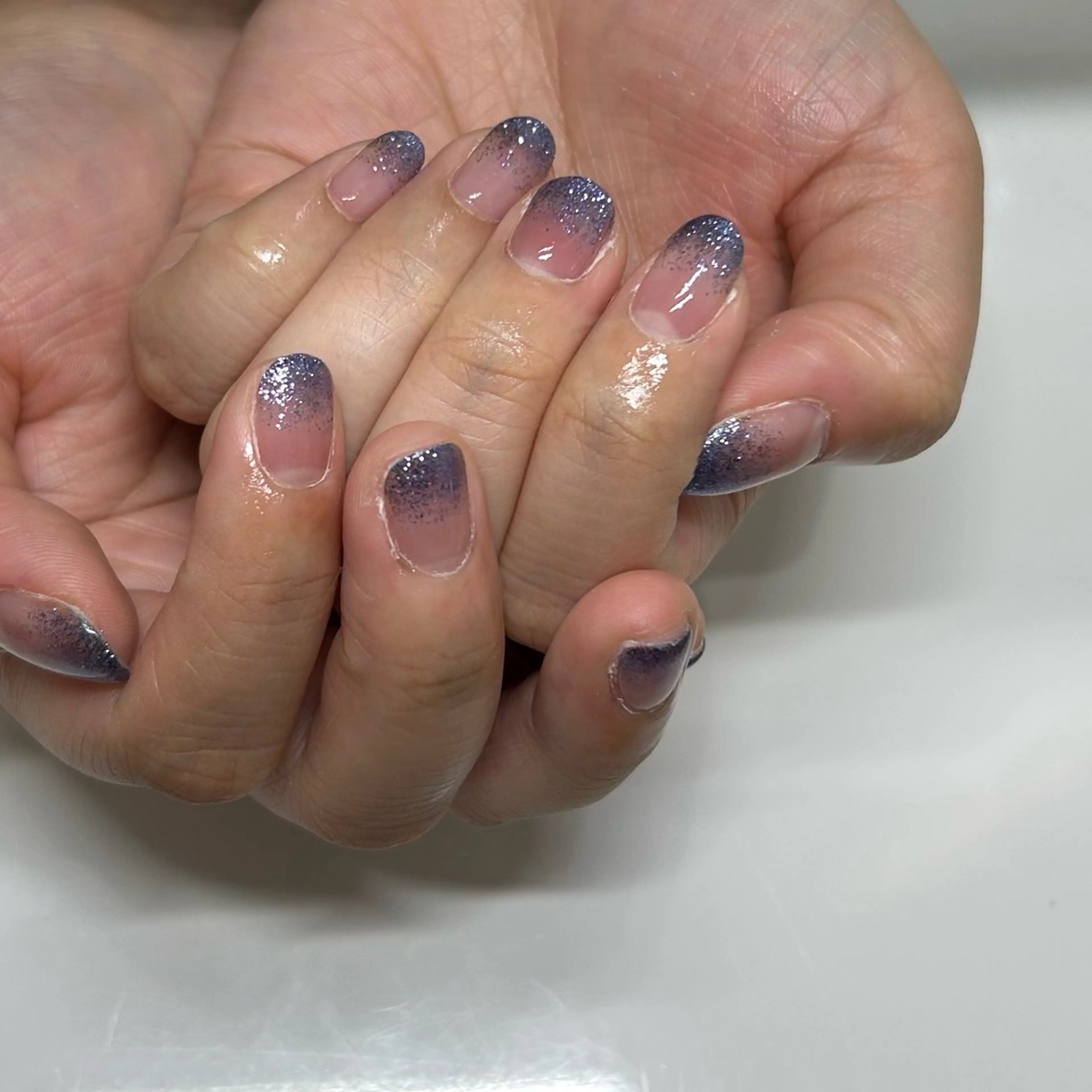 ネイル ブルー ラメ(グリッター) ラメグラデーション シンプルネイル ハンドネイル Bianca所沢店 Kawachiのネイルデザイン
