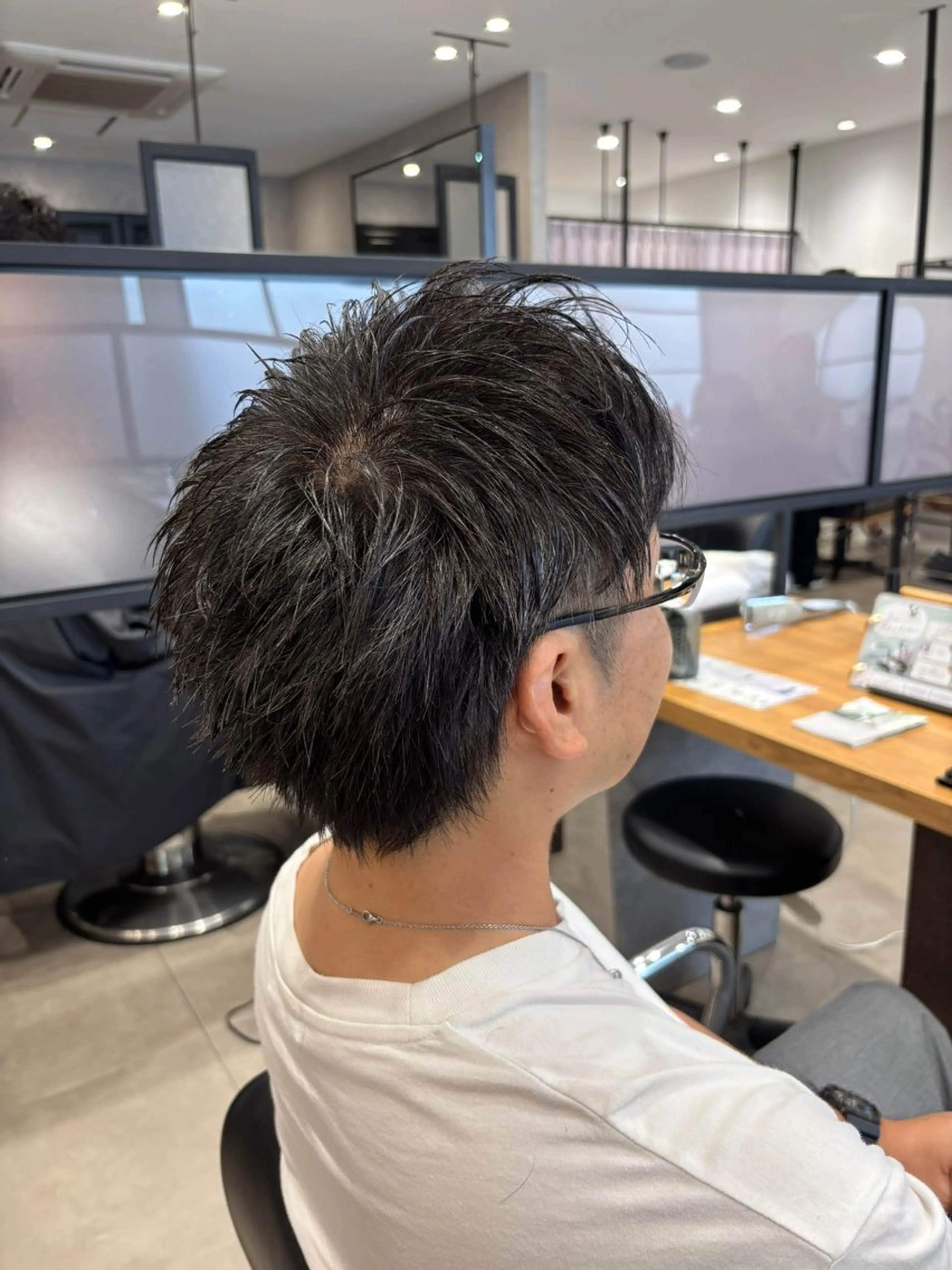 メンズ ツーブロック 刈り上げ カット 花城 沙也加のヘアスタイル