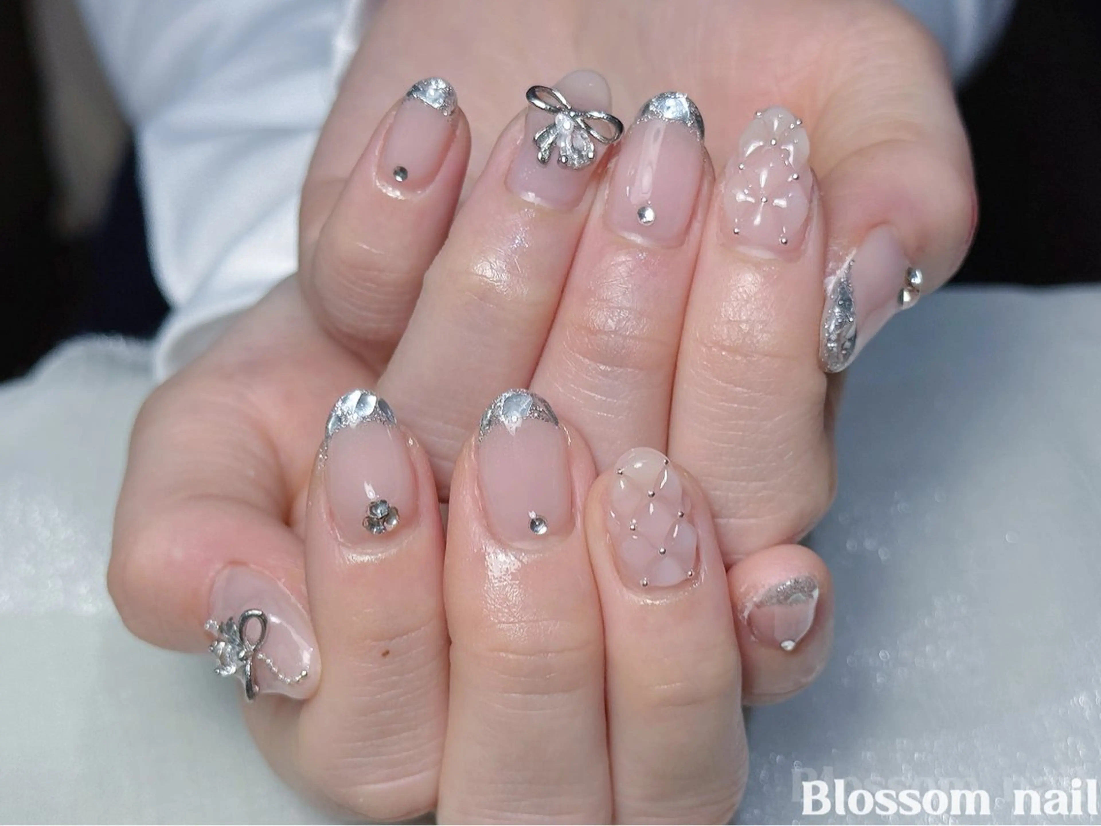 【Hand】持ち込みデザイン150分やり放題(時間内デザイン、パーツ10本迄)の写真