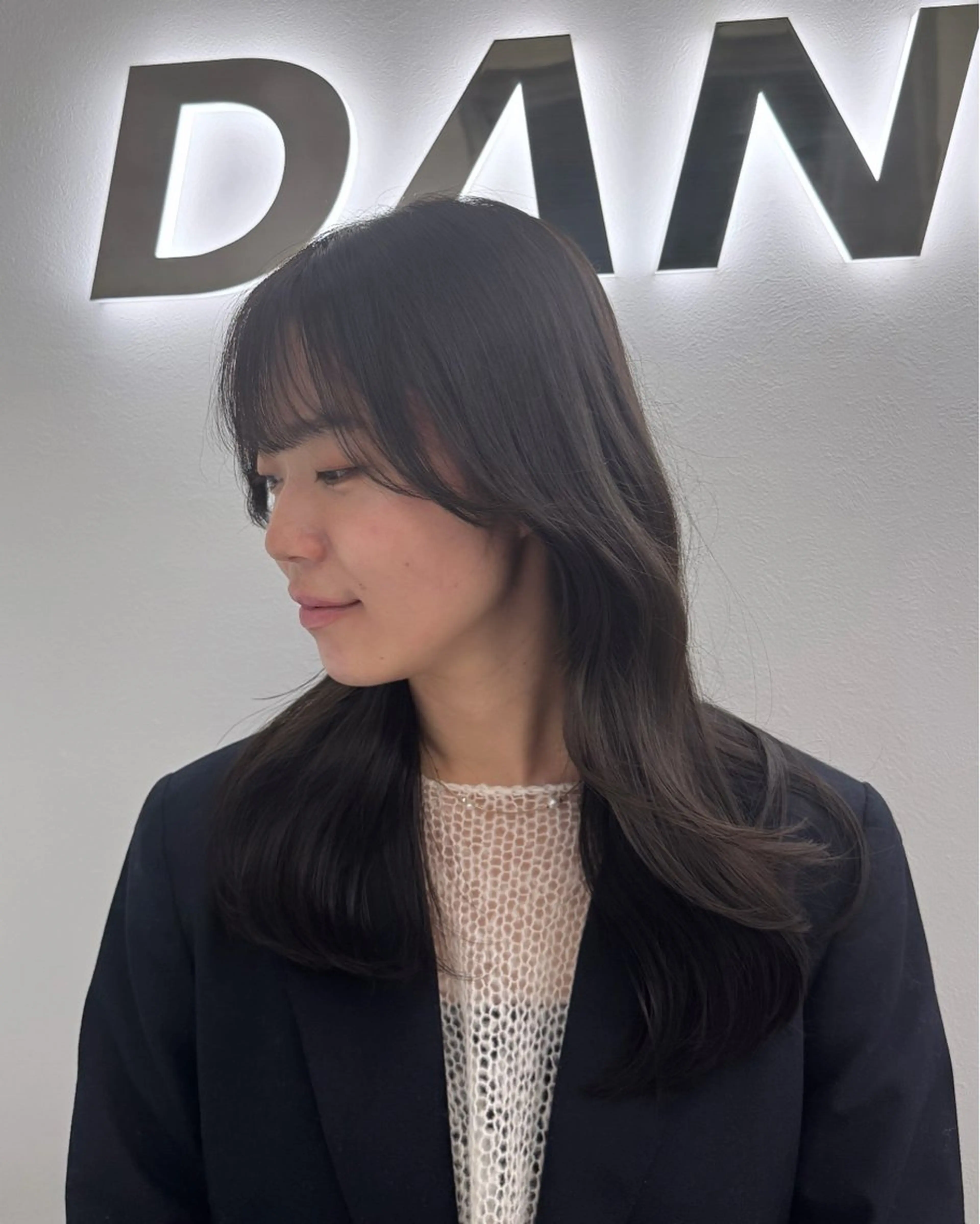 セミロング カラー ヘアカラー トリートメント ブリーチなし🤍透明 感カラー🤍しゅうじのヘアスタイル