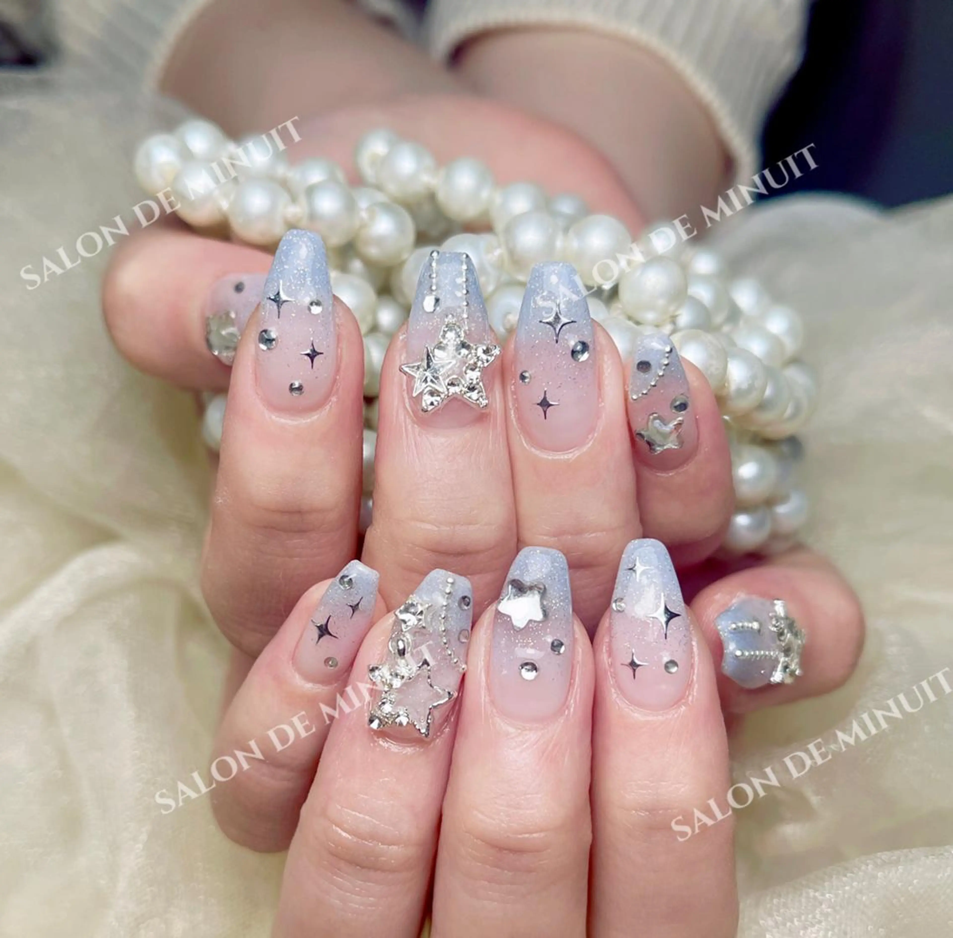 ネイル Salon de Minuit🦩のネイルデザイン