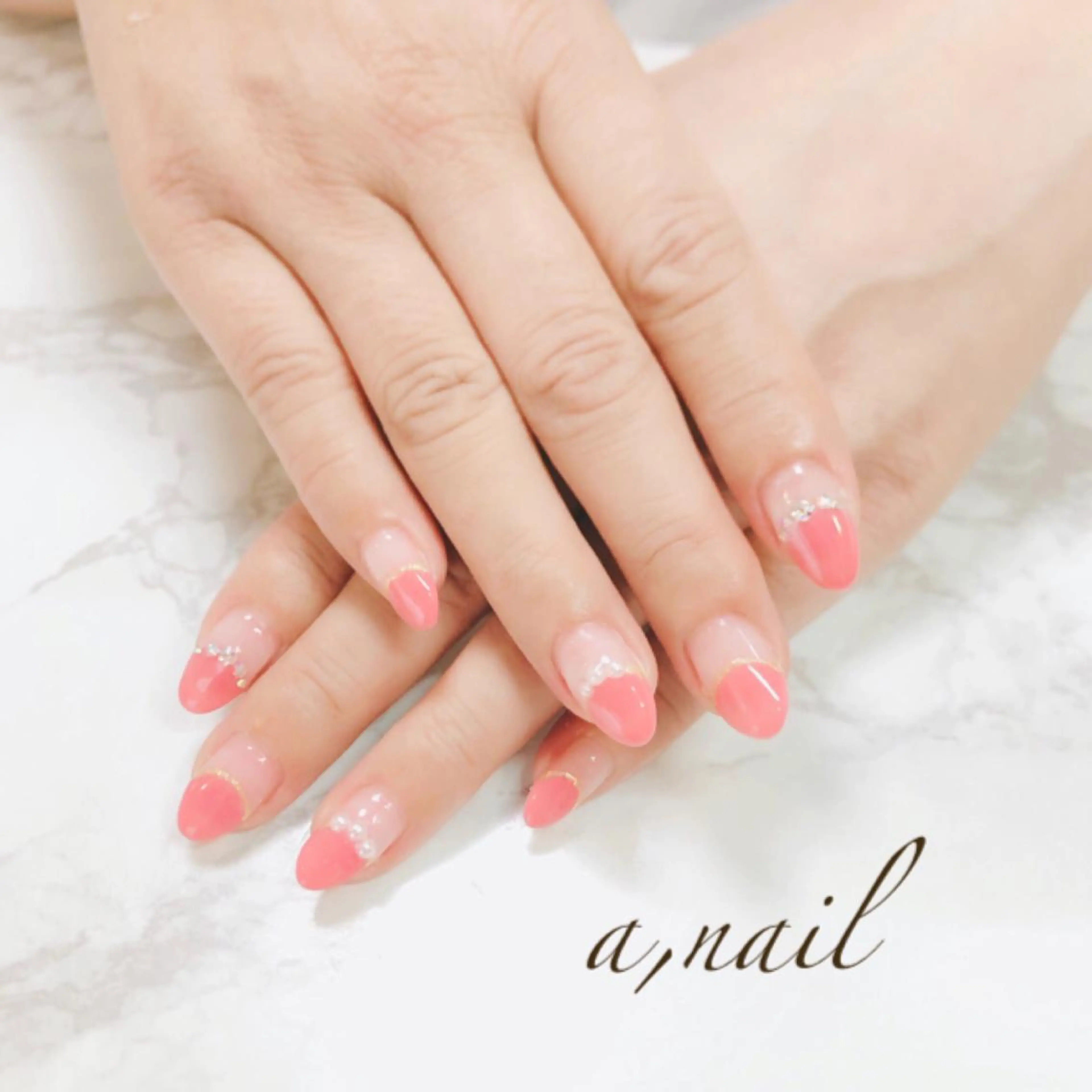 ネイル フットネイル フレンチネイル ジェルネイル グラデーション ワンカラーネイル ハンドネイル ネイルサロン エーネイルのネイルデザイン