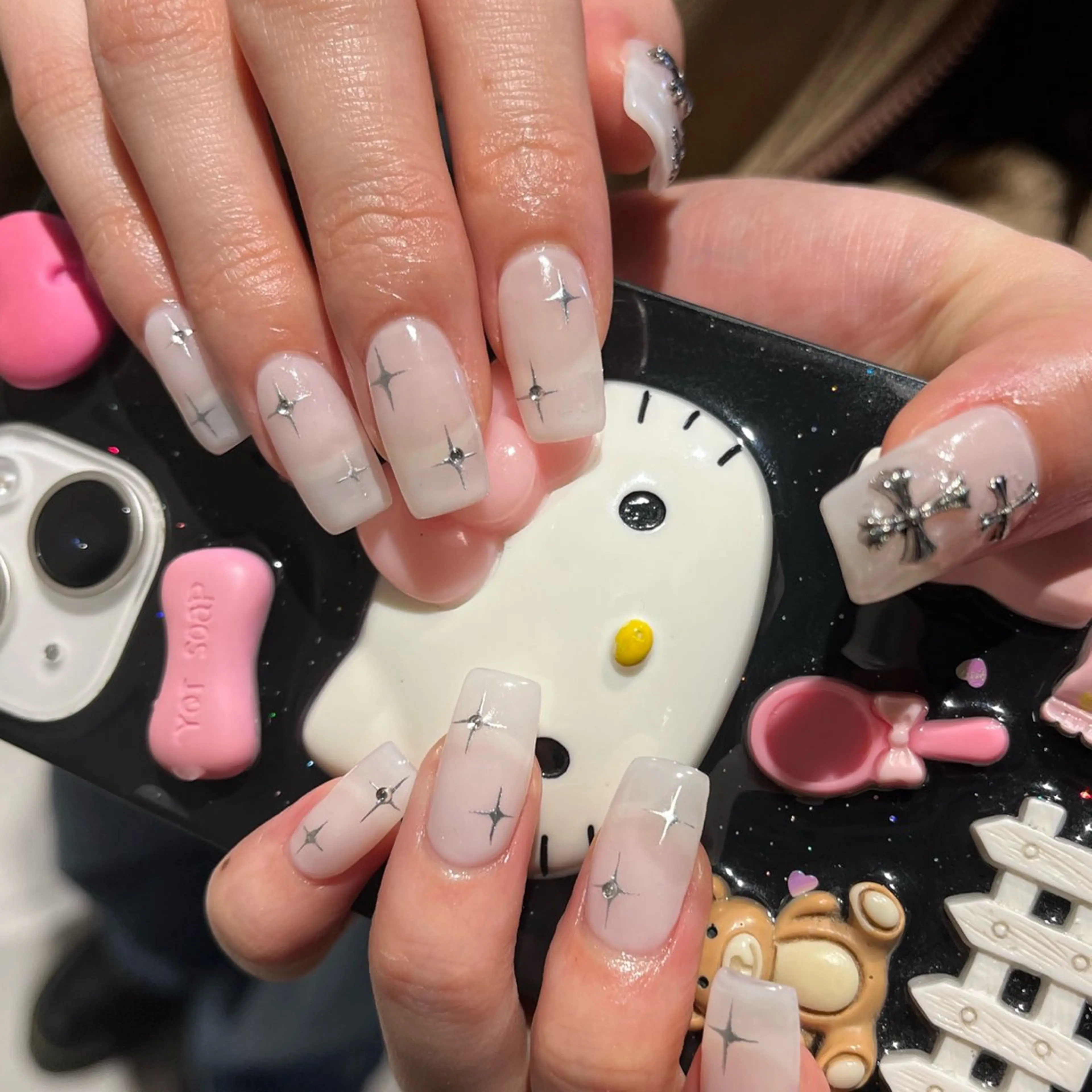 ネイル ハンドネイル 🍒 akariのネイルデザイン