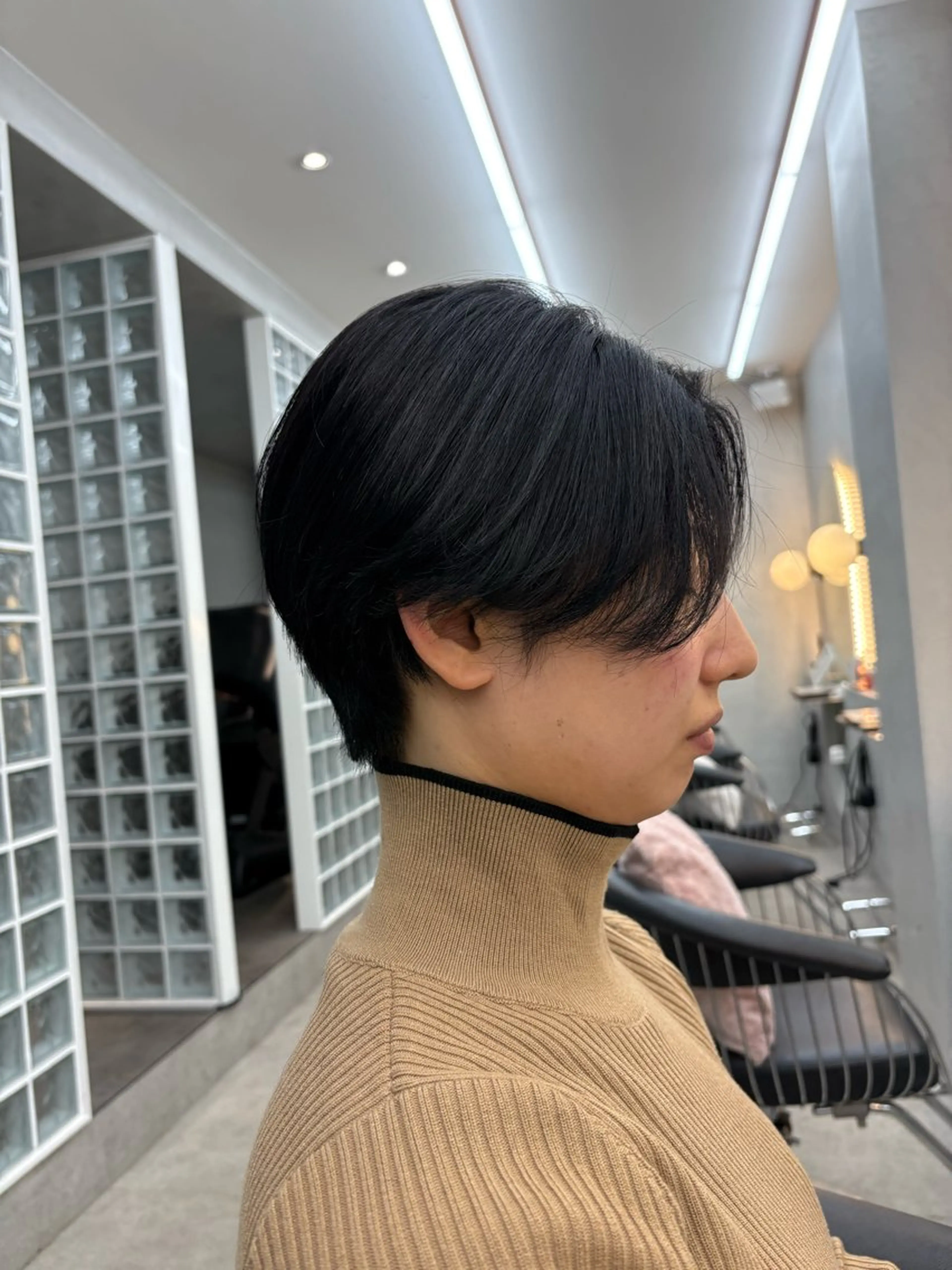 ショート Lond polaire所属・レイヤー/艶髪 縮毛矯正🌱  赤石のヘアスタイル