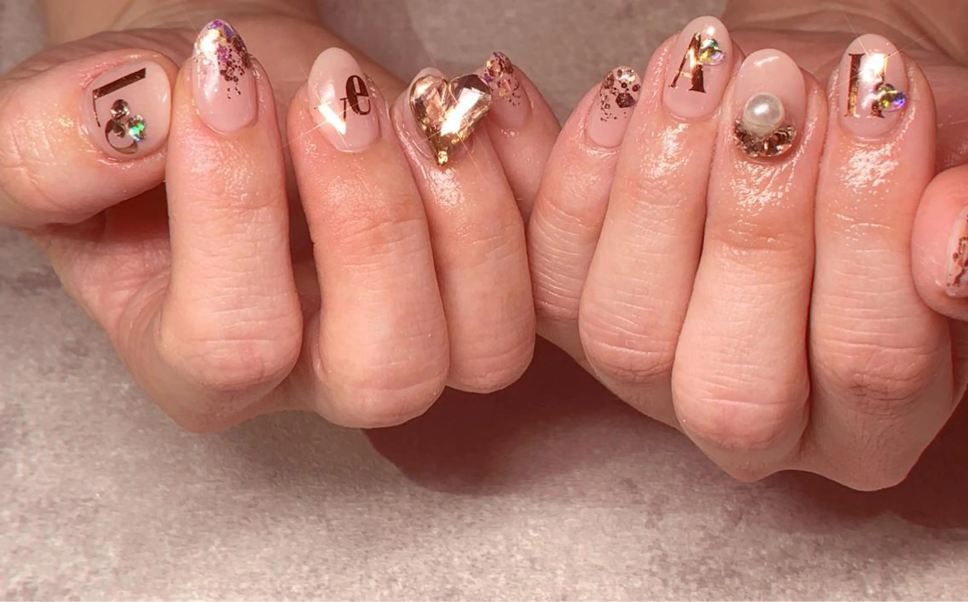 ネイル GULLIG söt GULLIGのネイルデザイン