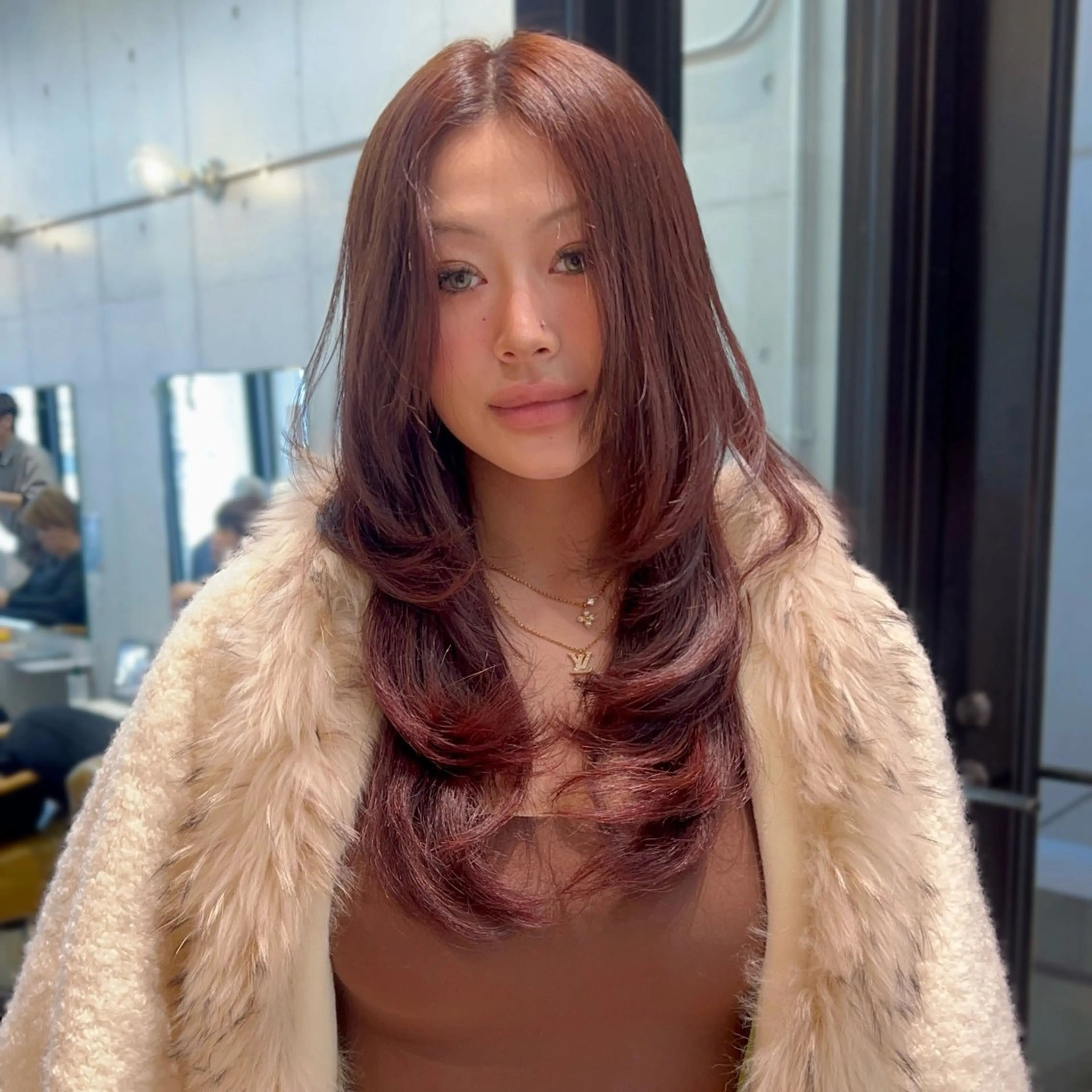 ロング レイヤーカット カット ヘアカラー トリートメント カコ/レイヤーカット ヘアアレンジのヘアスタイル