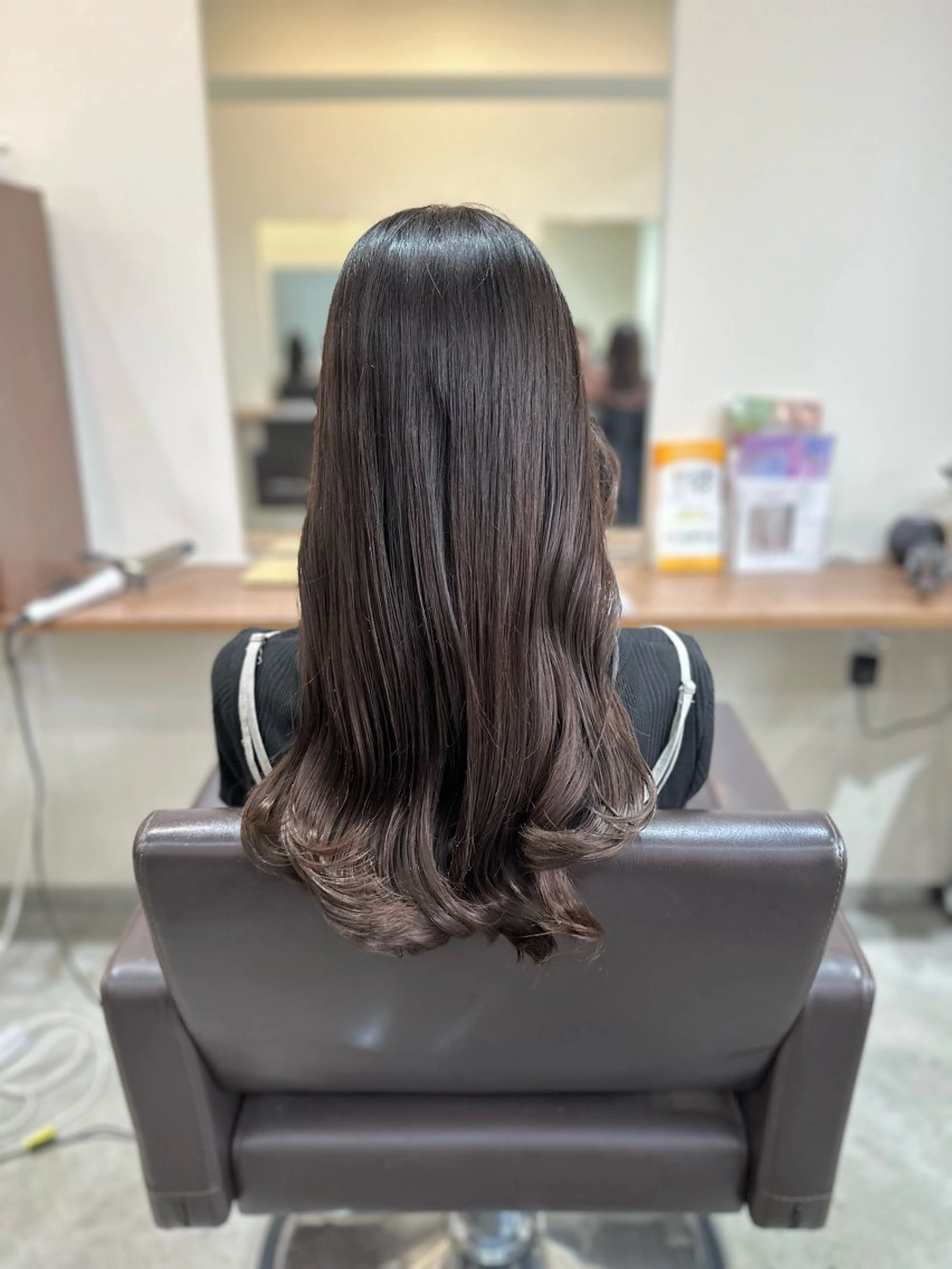 ロング カラー パーマ カット ヘアカラー パーマ トリートメント 小顔カット✨ 透明感カラー✨kyoのヘアスタイル