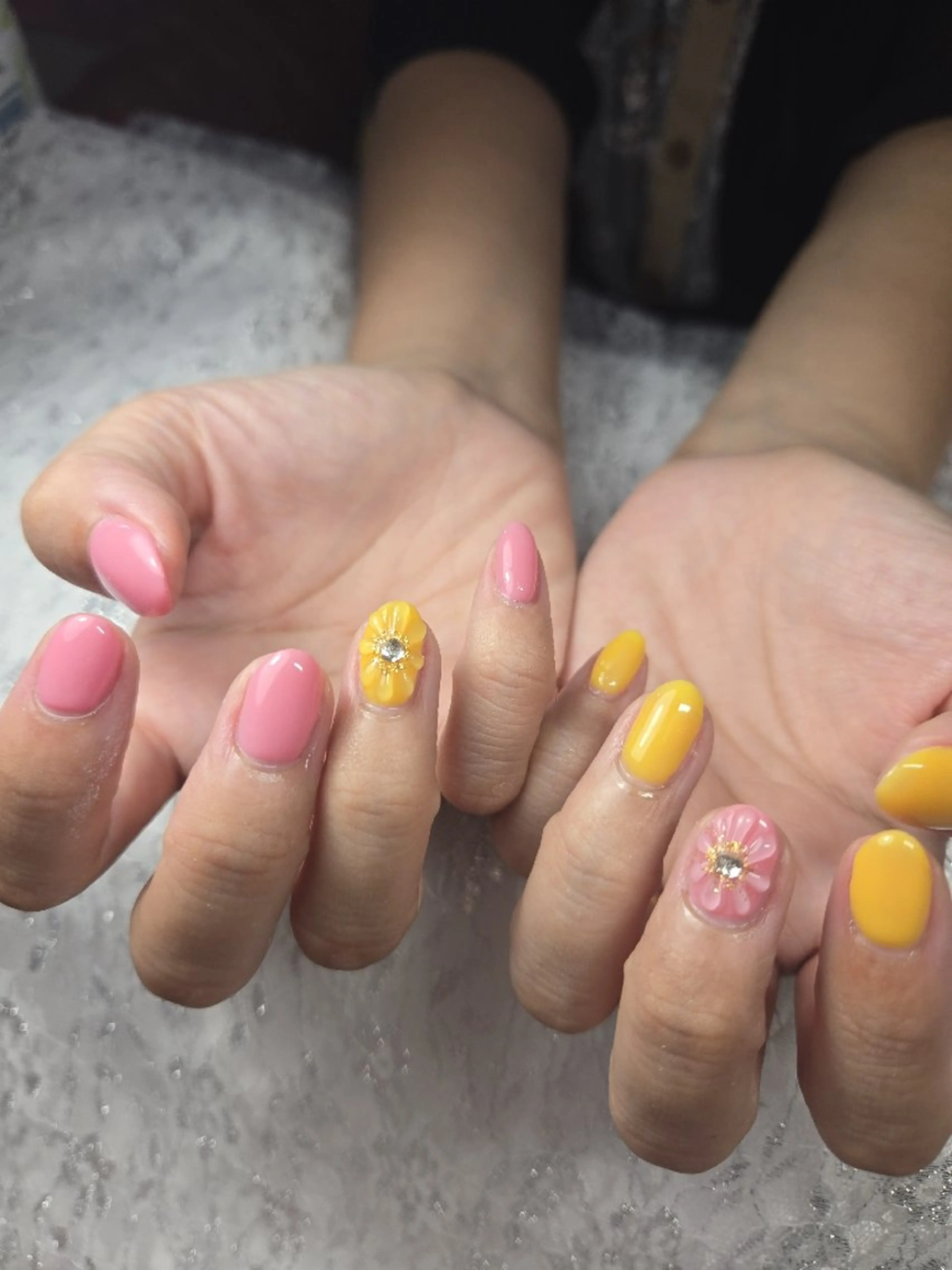 ネイル ぷっくりネイル ハンドネイル ネイルサロンベルティ ひとみのネイルデザイン