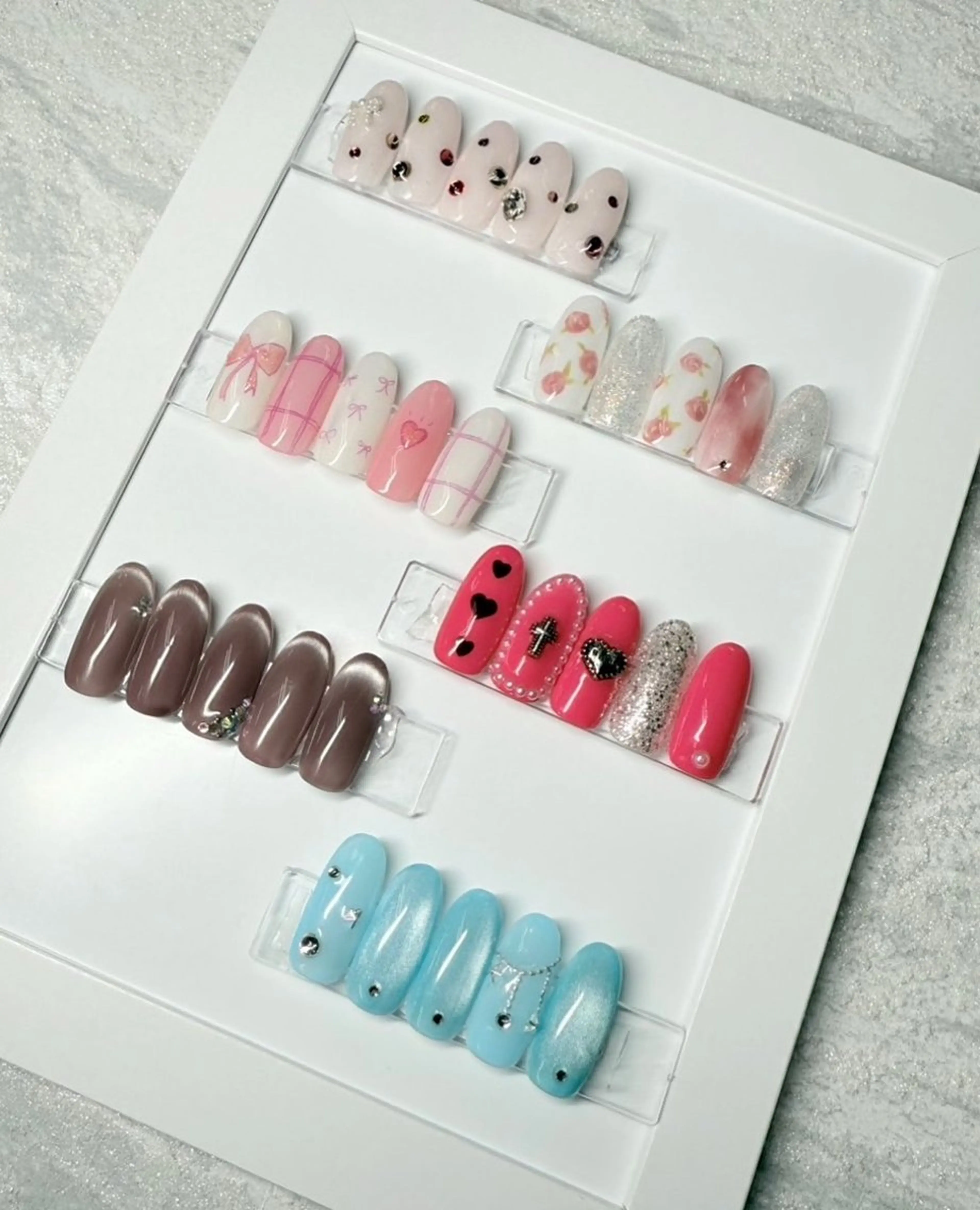 KANAMORI限定⭐︎定額デザイン♪ワンホン/韓国っぽネイル💅の写真