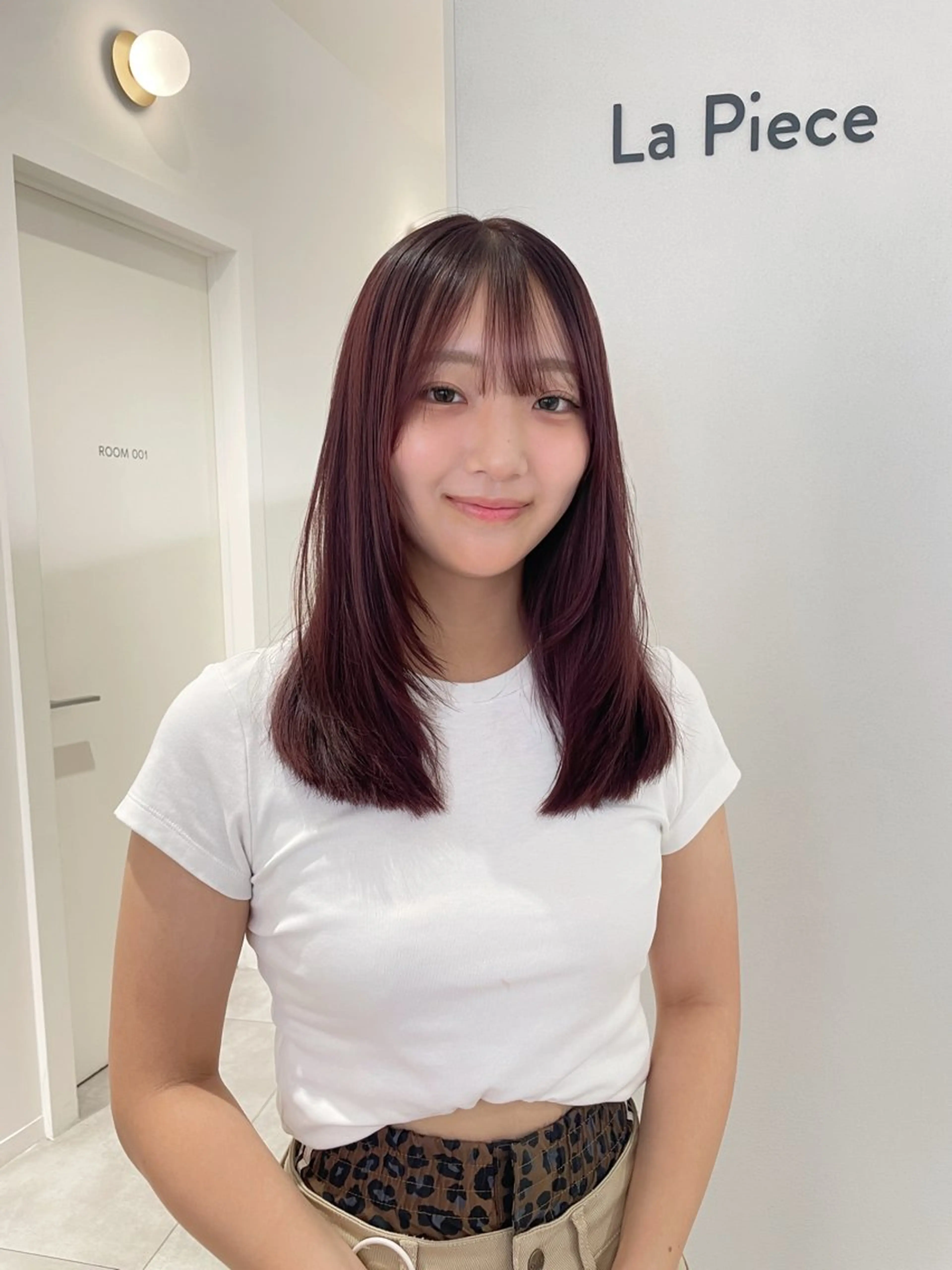 ミディアム カラー 顔まわりレイヤー レイヤーカット カット ヘアカラー MASHU abeno店所属・アサカ /フェイスレイヤーのヘアスタイル