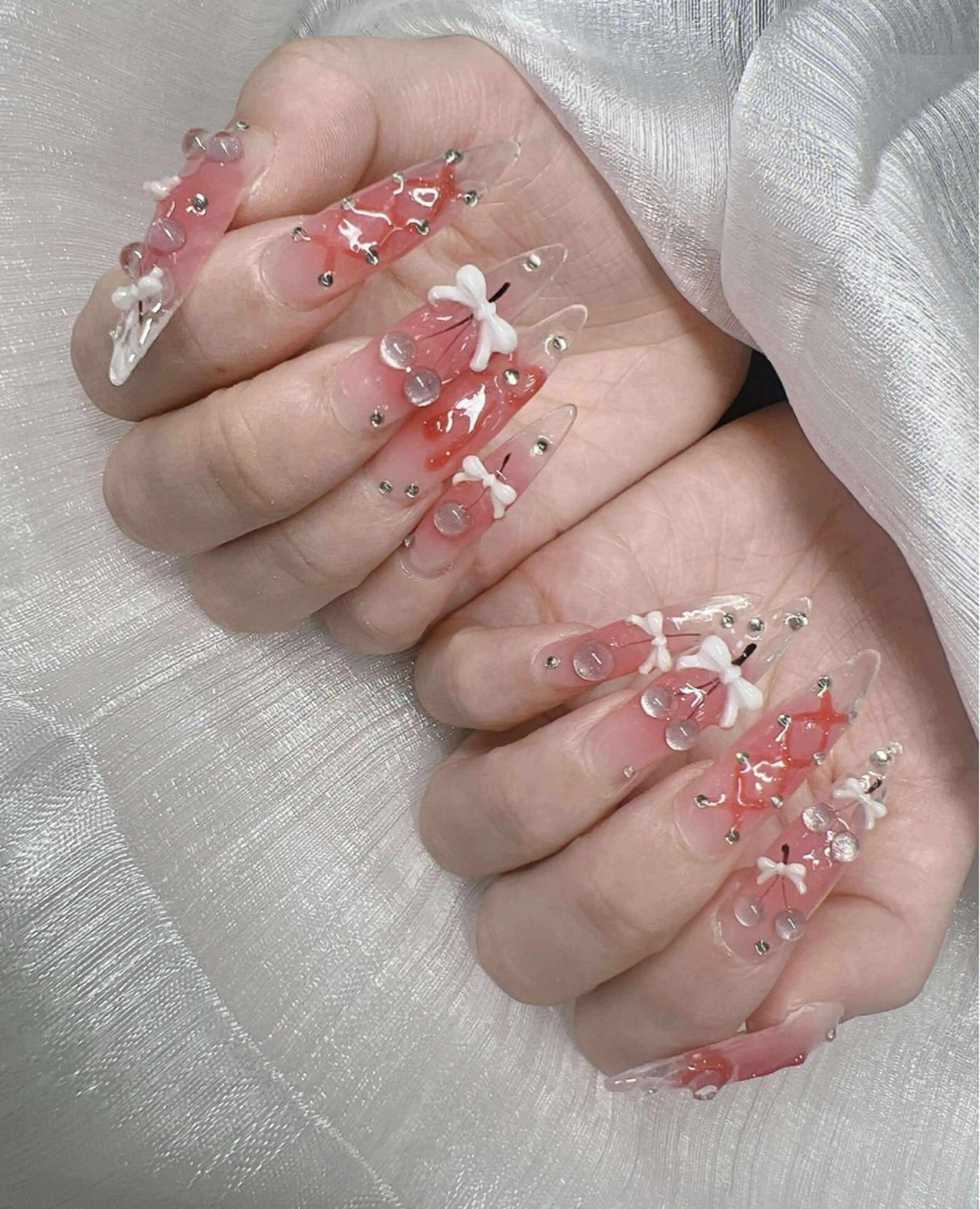 ネイル 長さ出し グラデーション 卒業式 キラキラネイル マグネットネイル ハンドネイル Lee Nailsのネイルデザイン