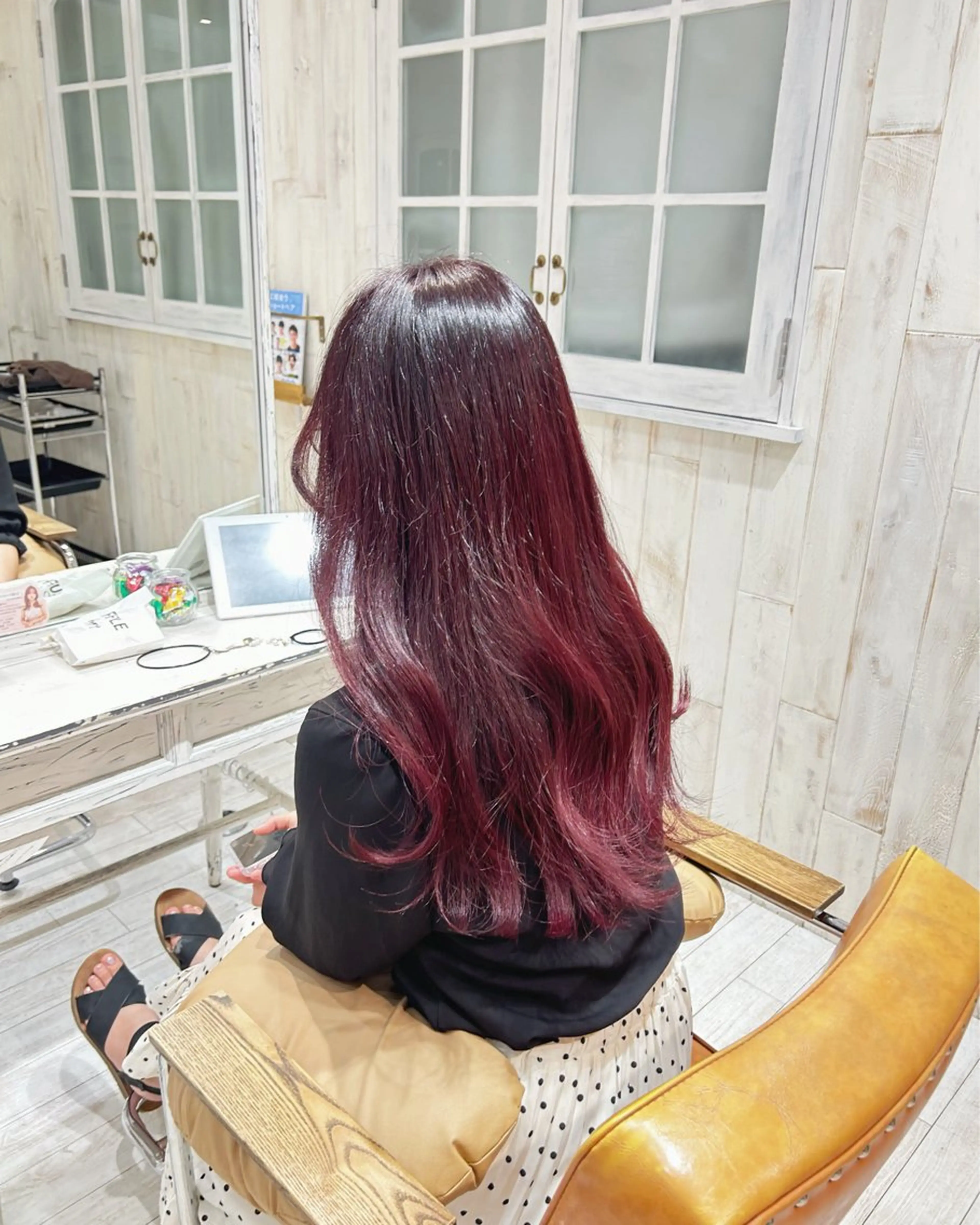 ロング ヘアカラー グランジフェミニン 🪽比内千聖のヘアスタイル