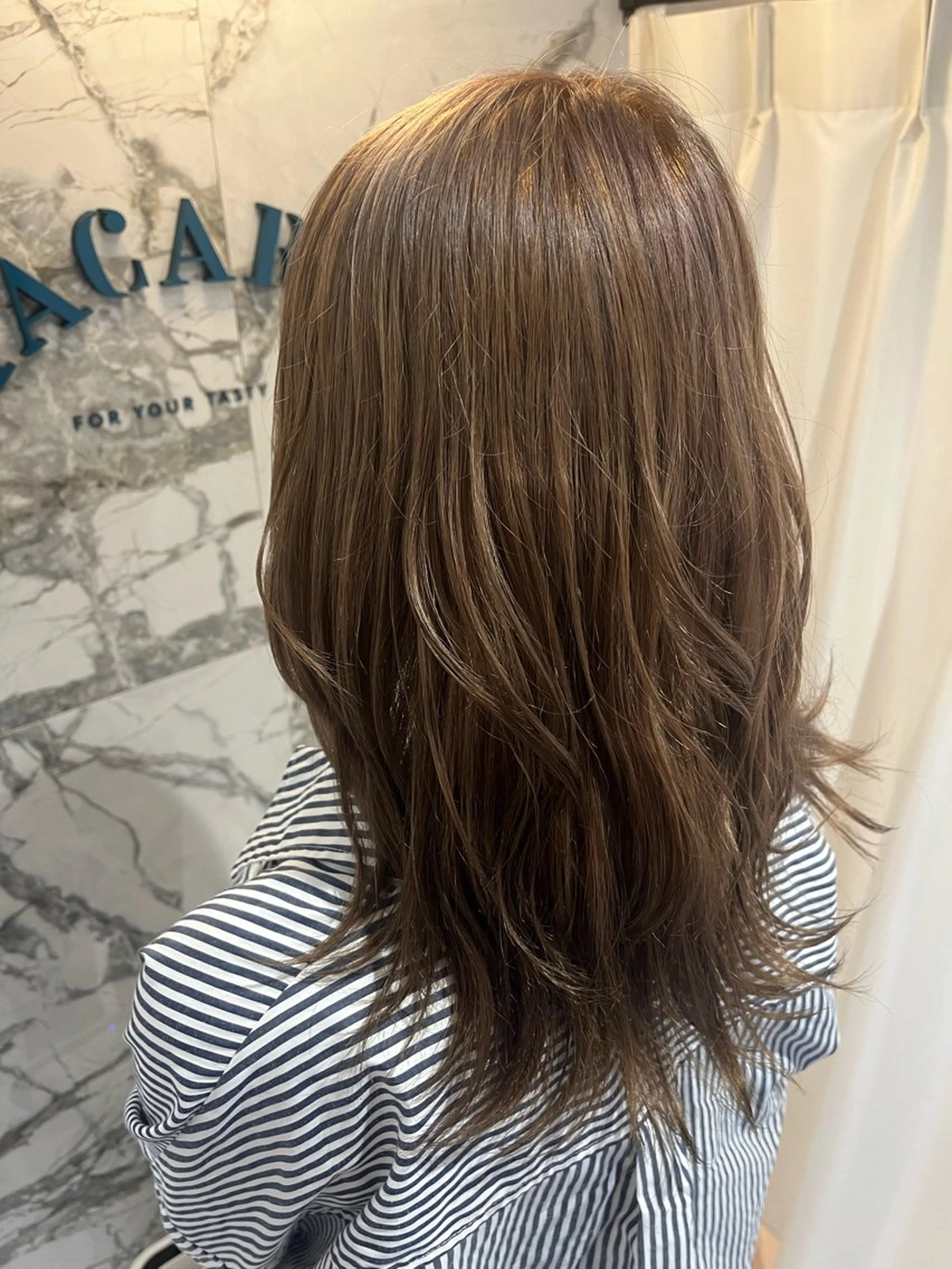ミディアム POCKET所属・星 希愛のヘアスタイル