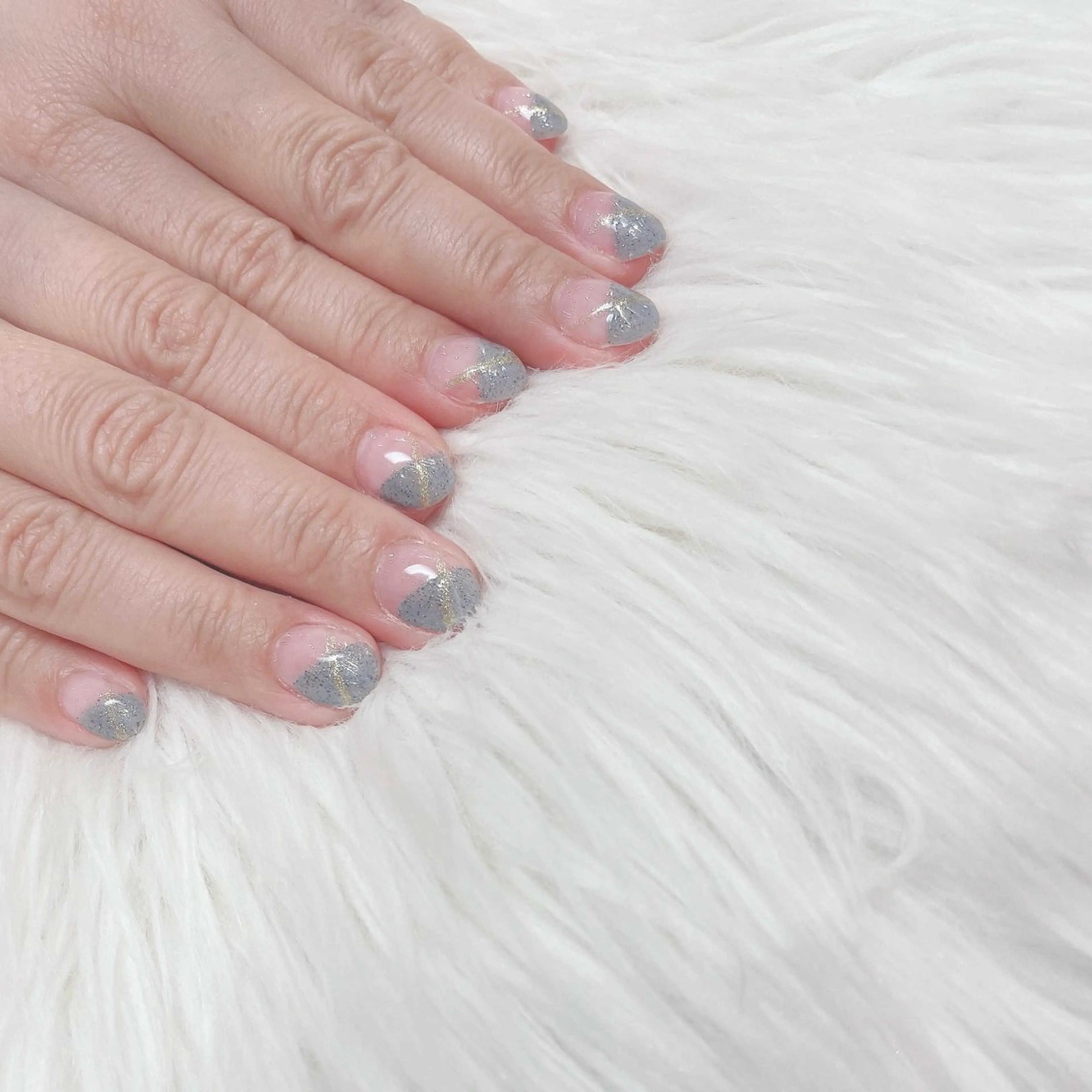 ネイル ハンドネイル Tiary🎀 Ayukaのネイルデザイン