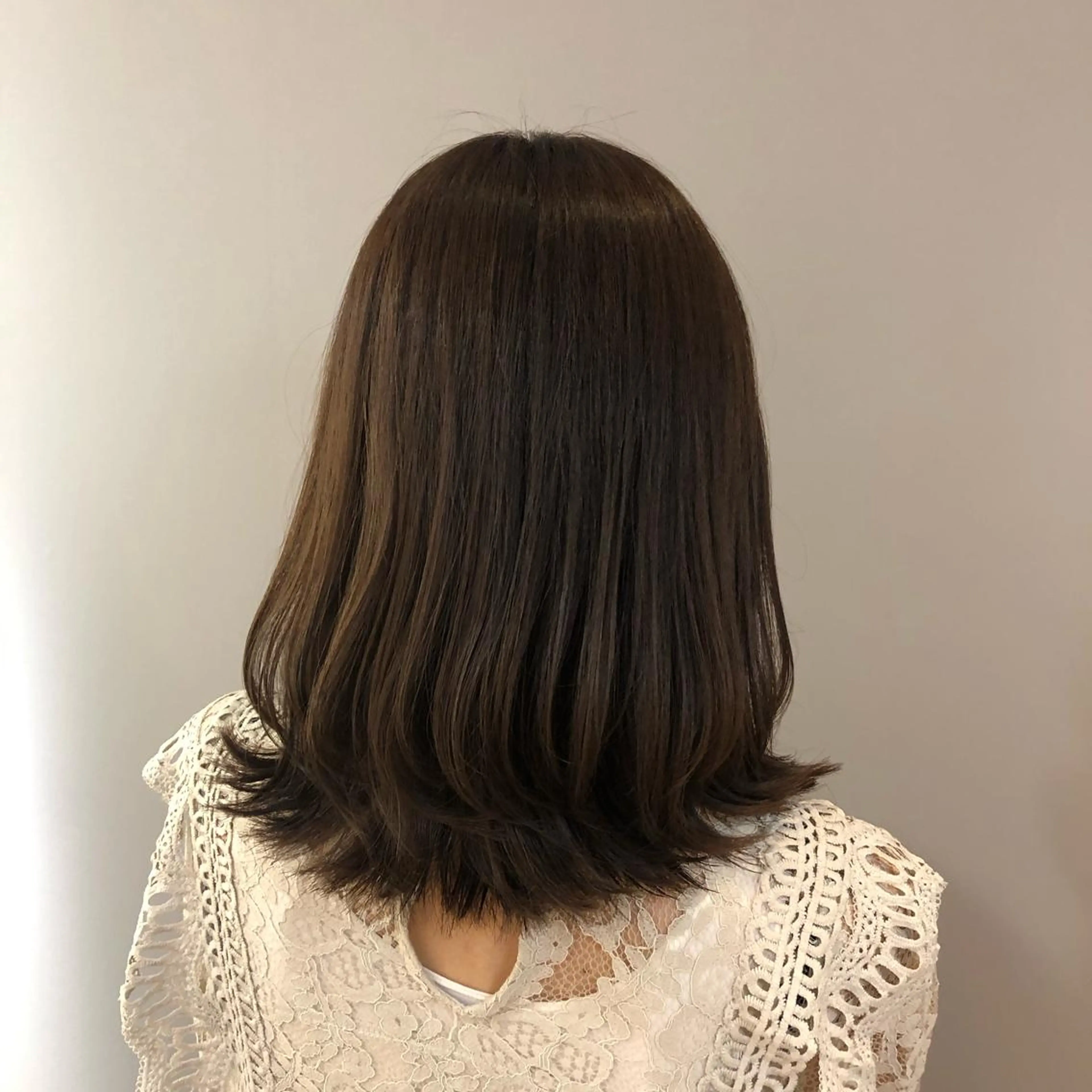 ミディアム 組藤 沙奈のヘアスタイル