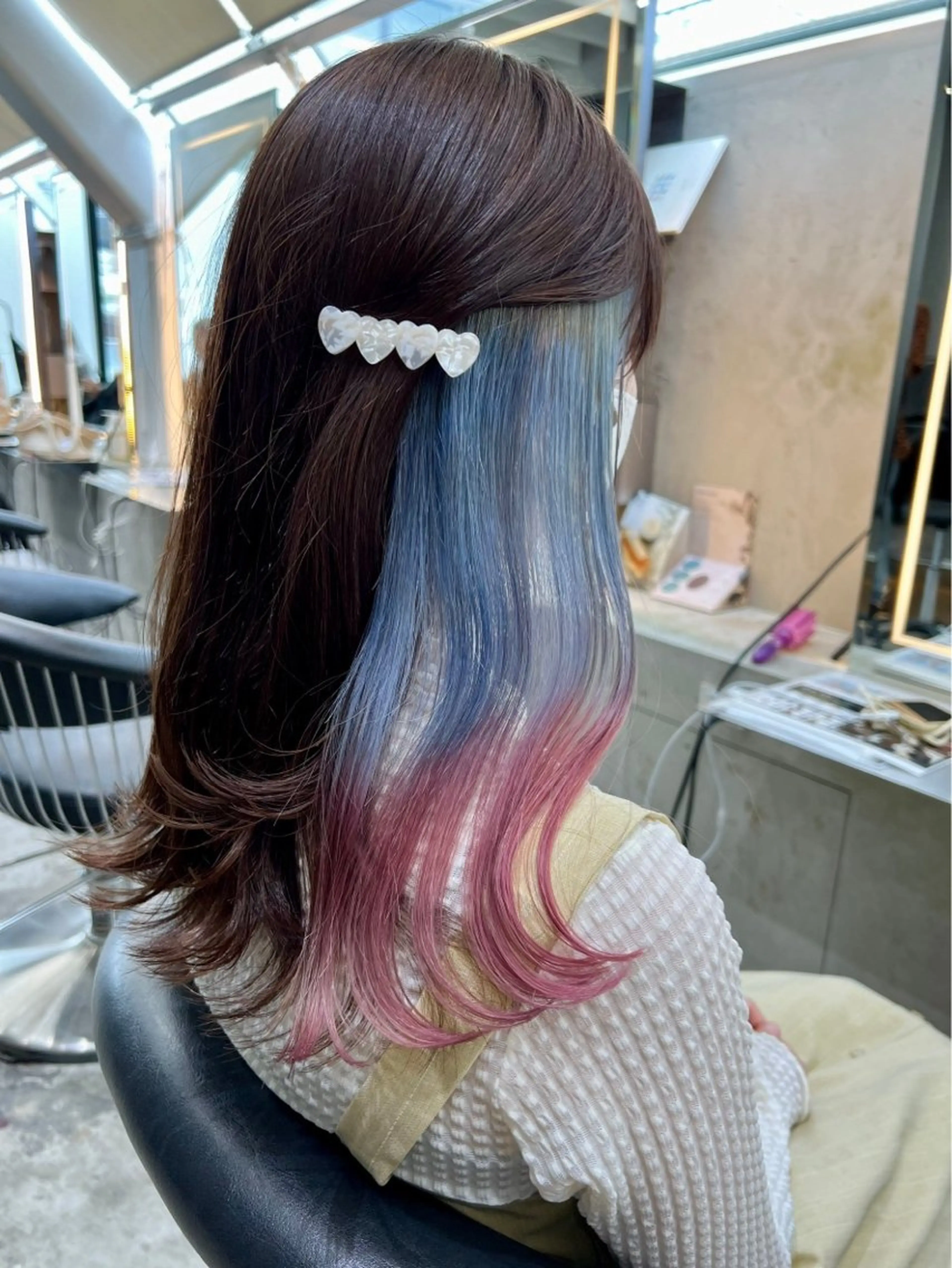 ロング カラー ブリーチ デザインカラー インナーカラー Elissumeda所属・ブリーチ特化 梅田本多翔のヘアスタイル