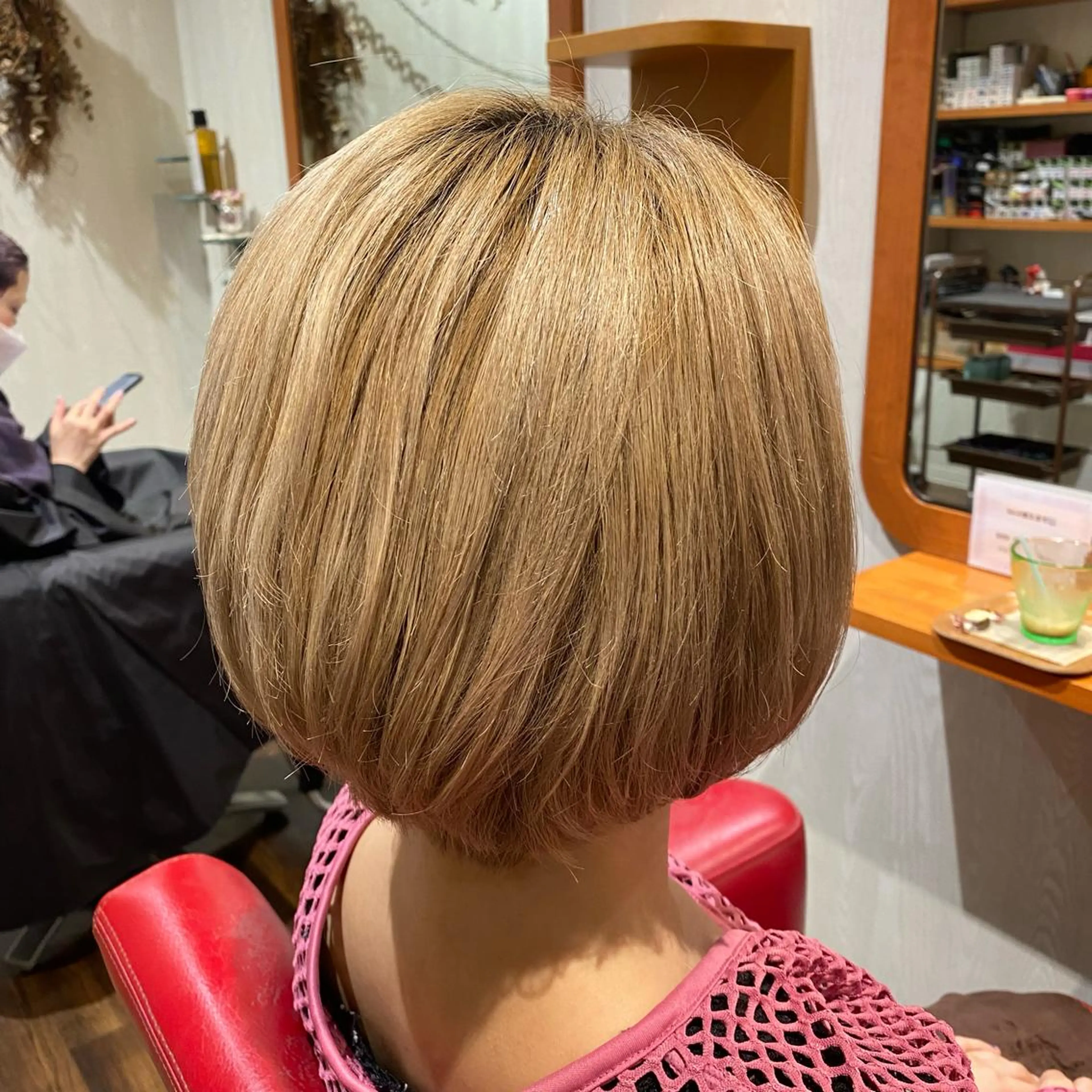 ショート カット ヘアカラー 'Inovel'所属・木宮 美緒のヘアスタイル