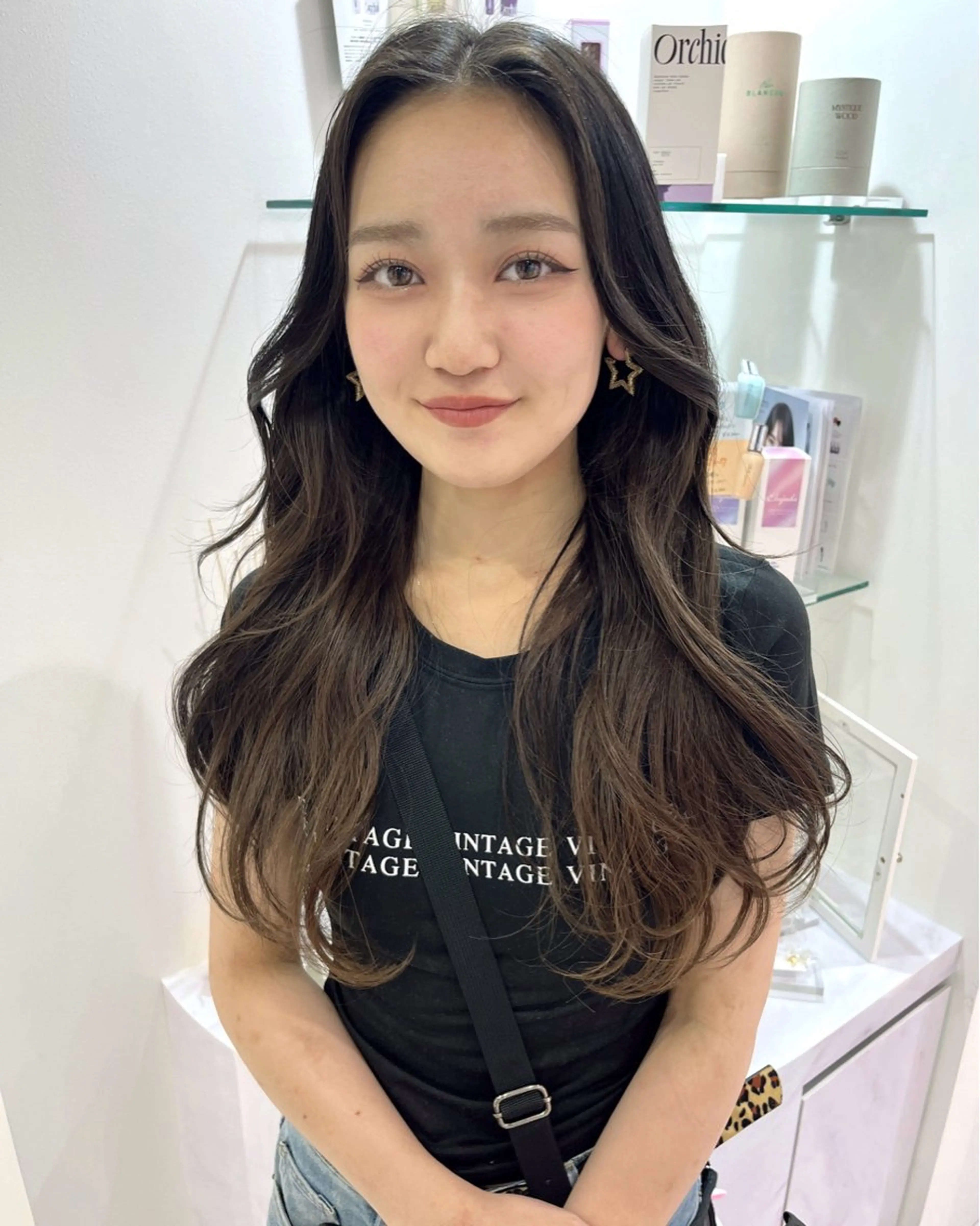 ロング カラー ヘアカラー MONA HARUNAのヘアスタイル