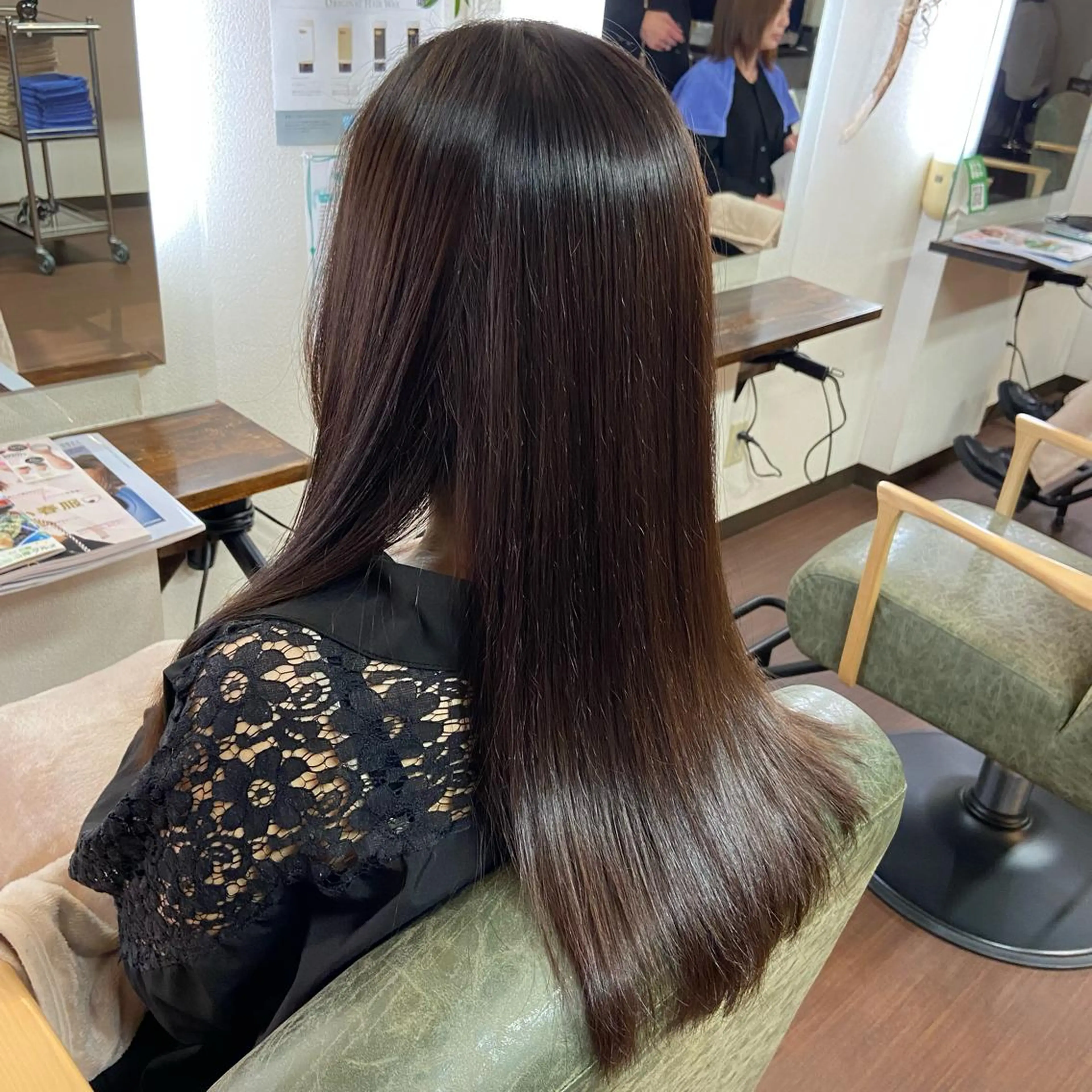 ロング カラー アッシュ ブルーカラー 透明感カラー Glanzhair 🫧‪菊池柊真🫧のヘアスタイル