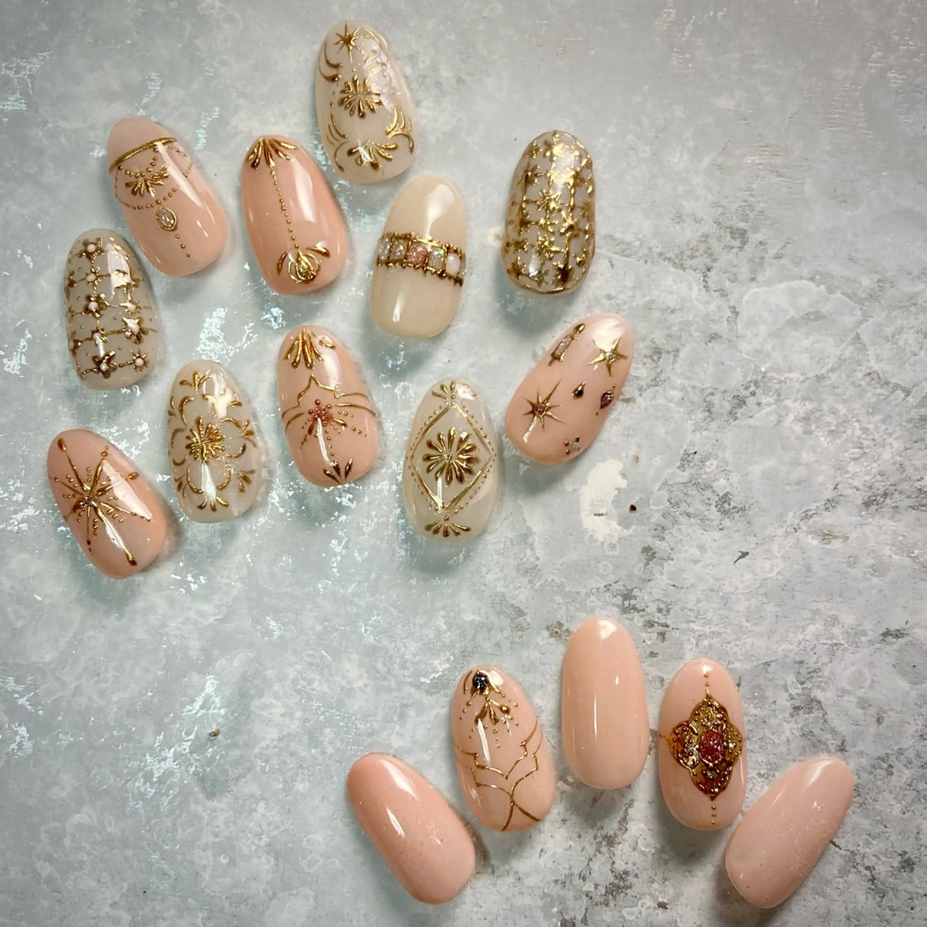 【平日17時までの限定】オフあり、なしどちらでも可、10本中2本手書きアート💅/お時間目安2hの写真