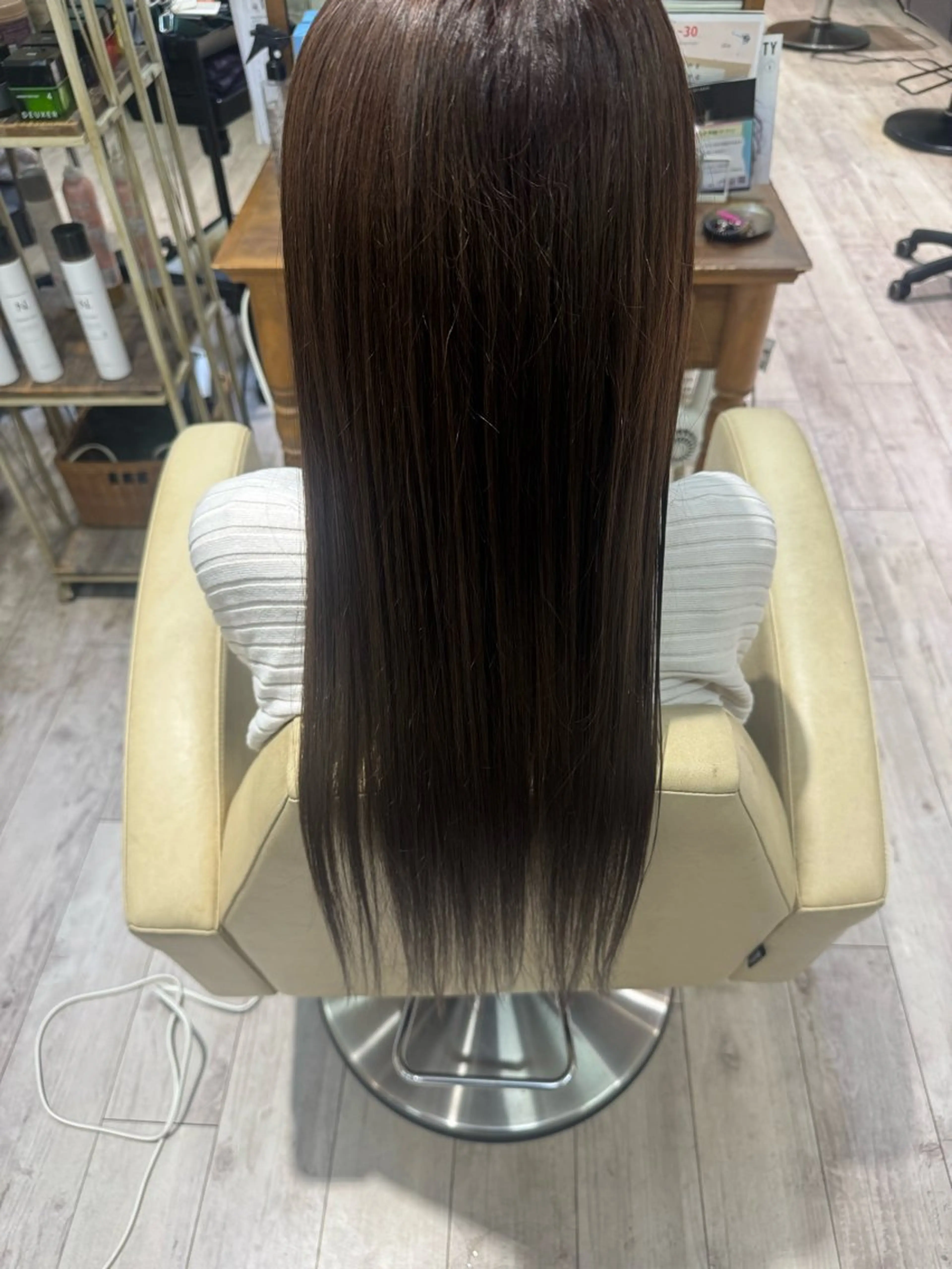 ロング カラー 豊田 さくらのヘアスタイル