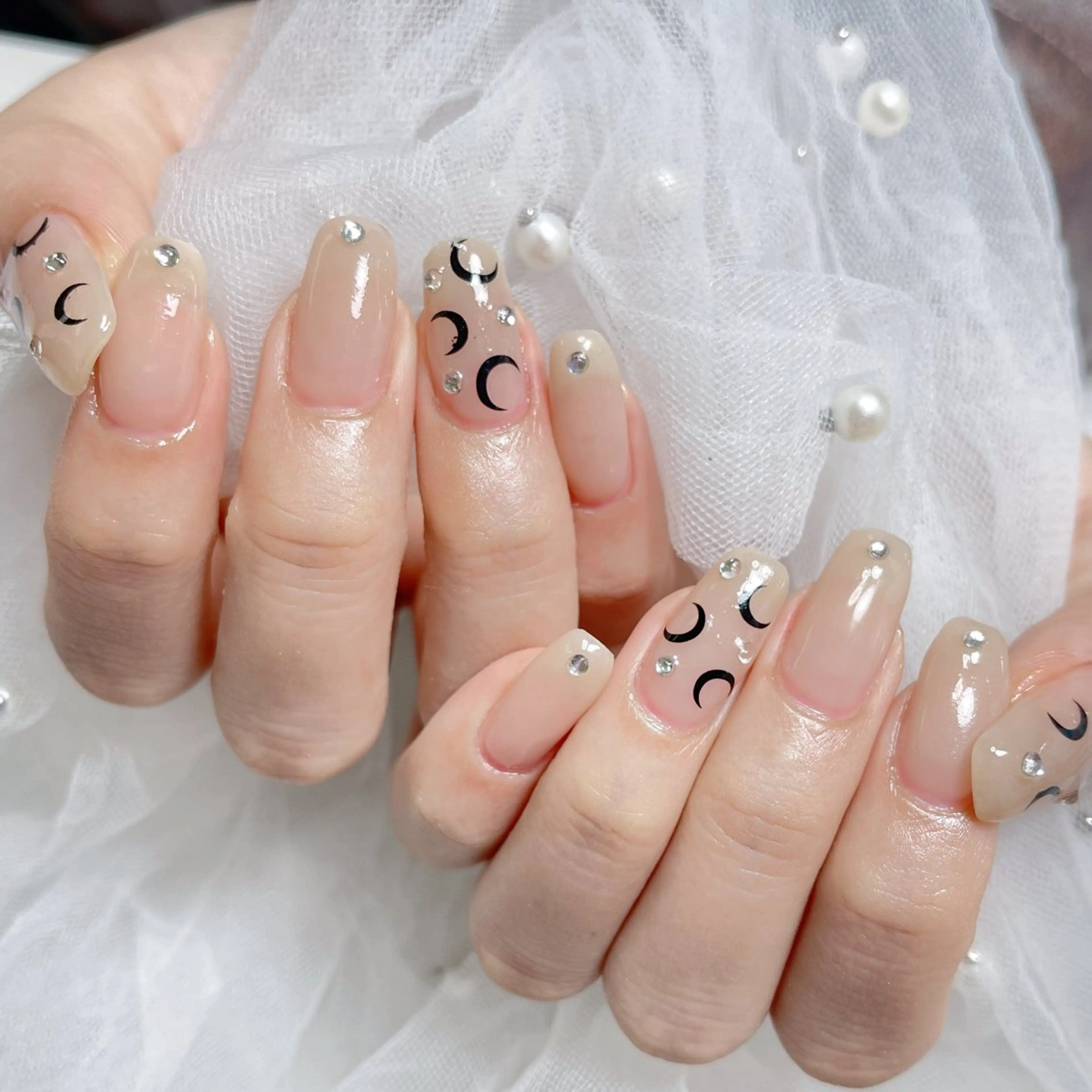 ネイル ハンドネイル 🎀ネイルサロン エクラYUI🎀のネイルデザイン
