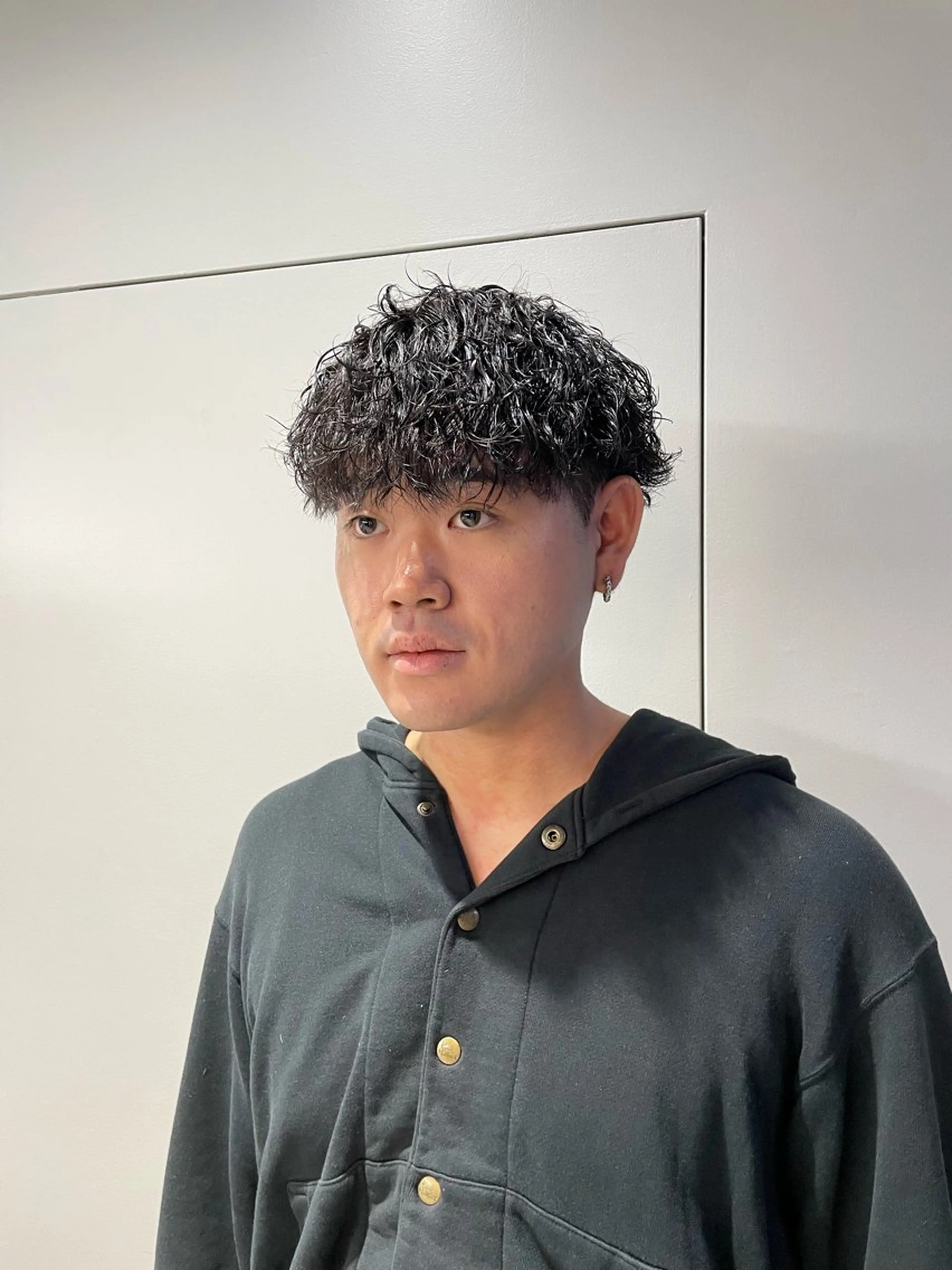 パーマ メンズ メンズパーマ 波巻きパーマ カット パーマ 垢抜けハイトーン☀／ 笑顔の美容師／しゅんのヘアスタイル
