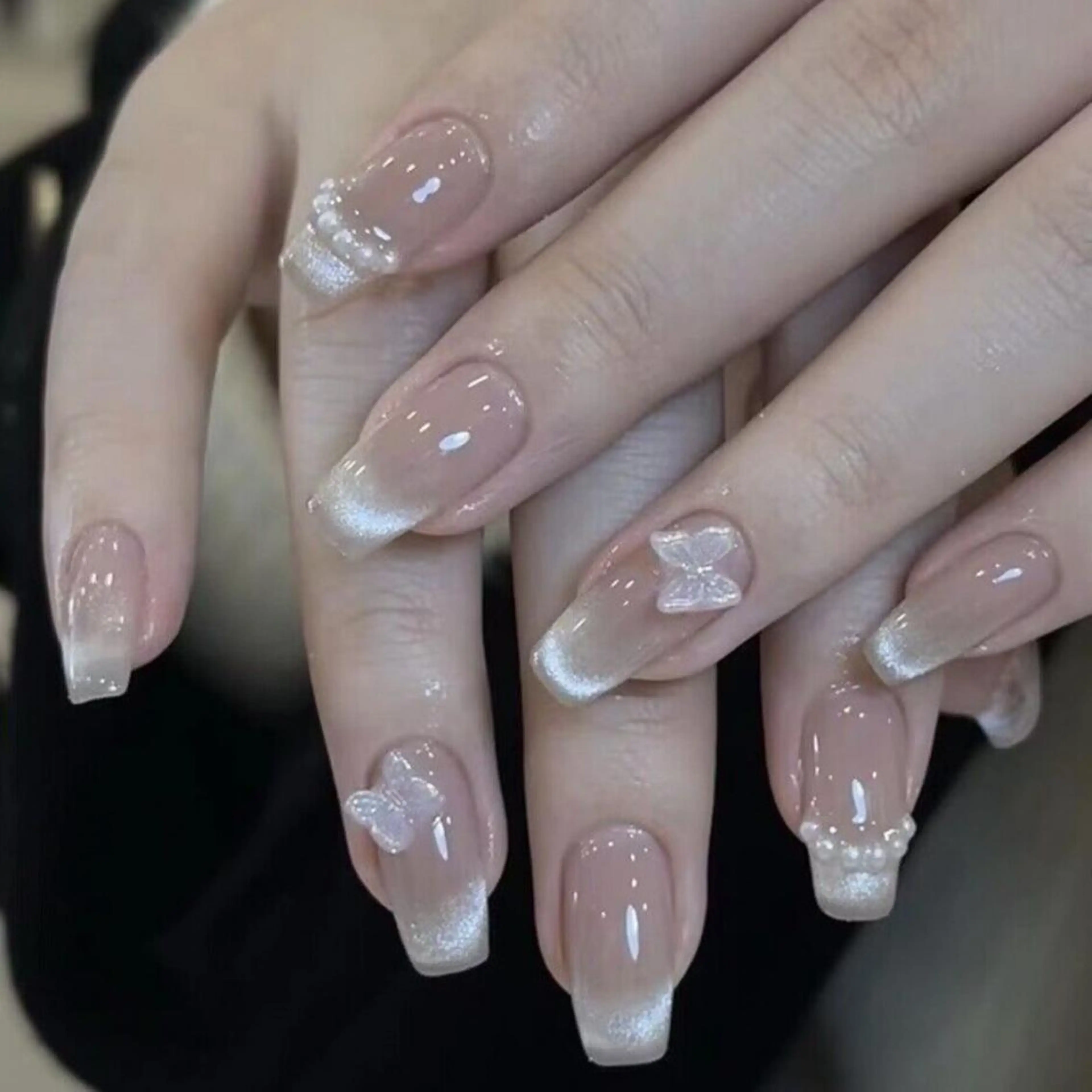 🎀🎀チップ長さだし＋マグネットフレンチ🎀🎀6500【ジェルオフ無料ケア込み】の写真