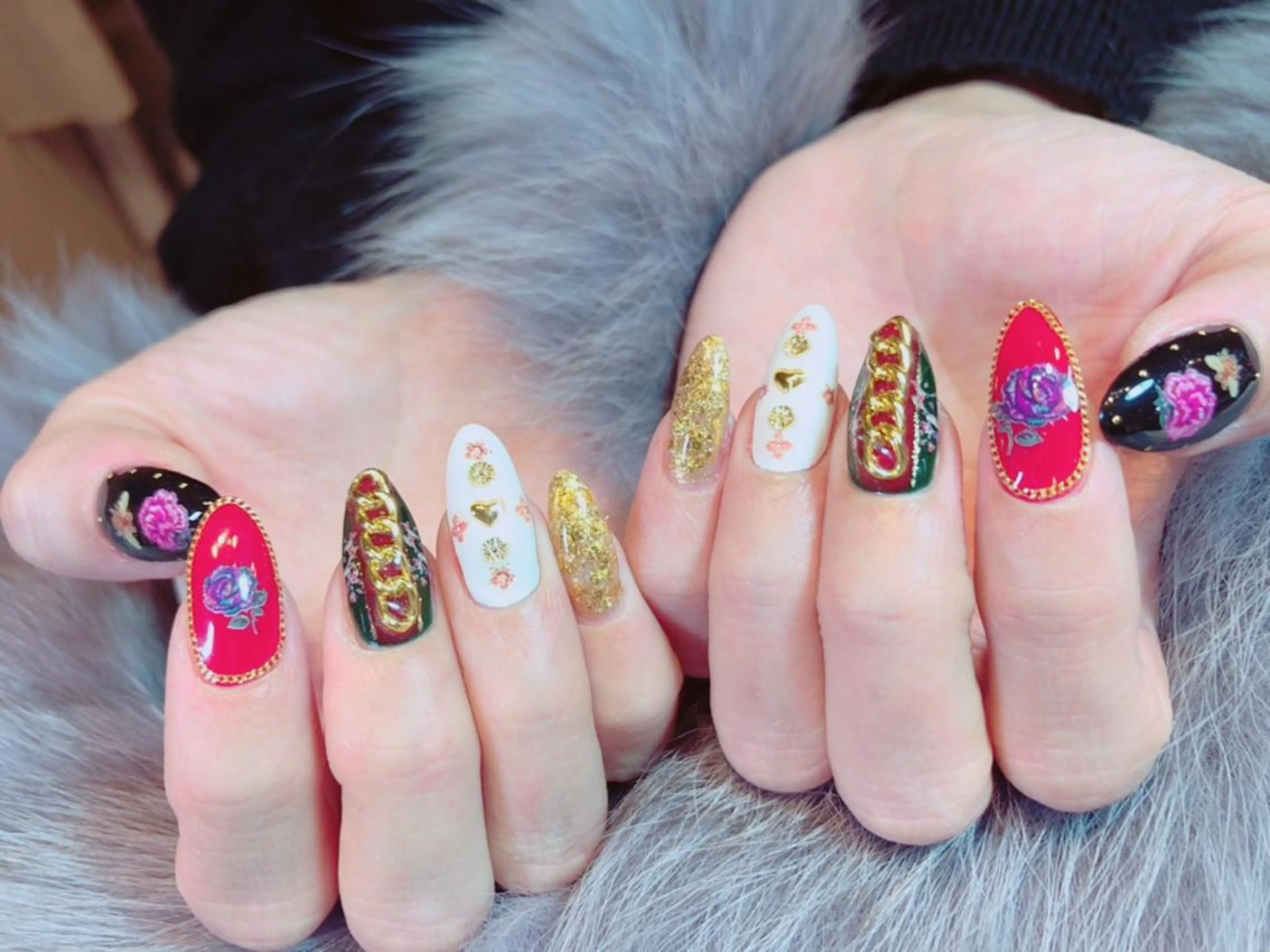 ネイル salon de Tiaraのネイルデザイン