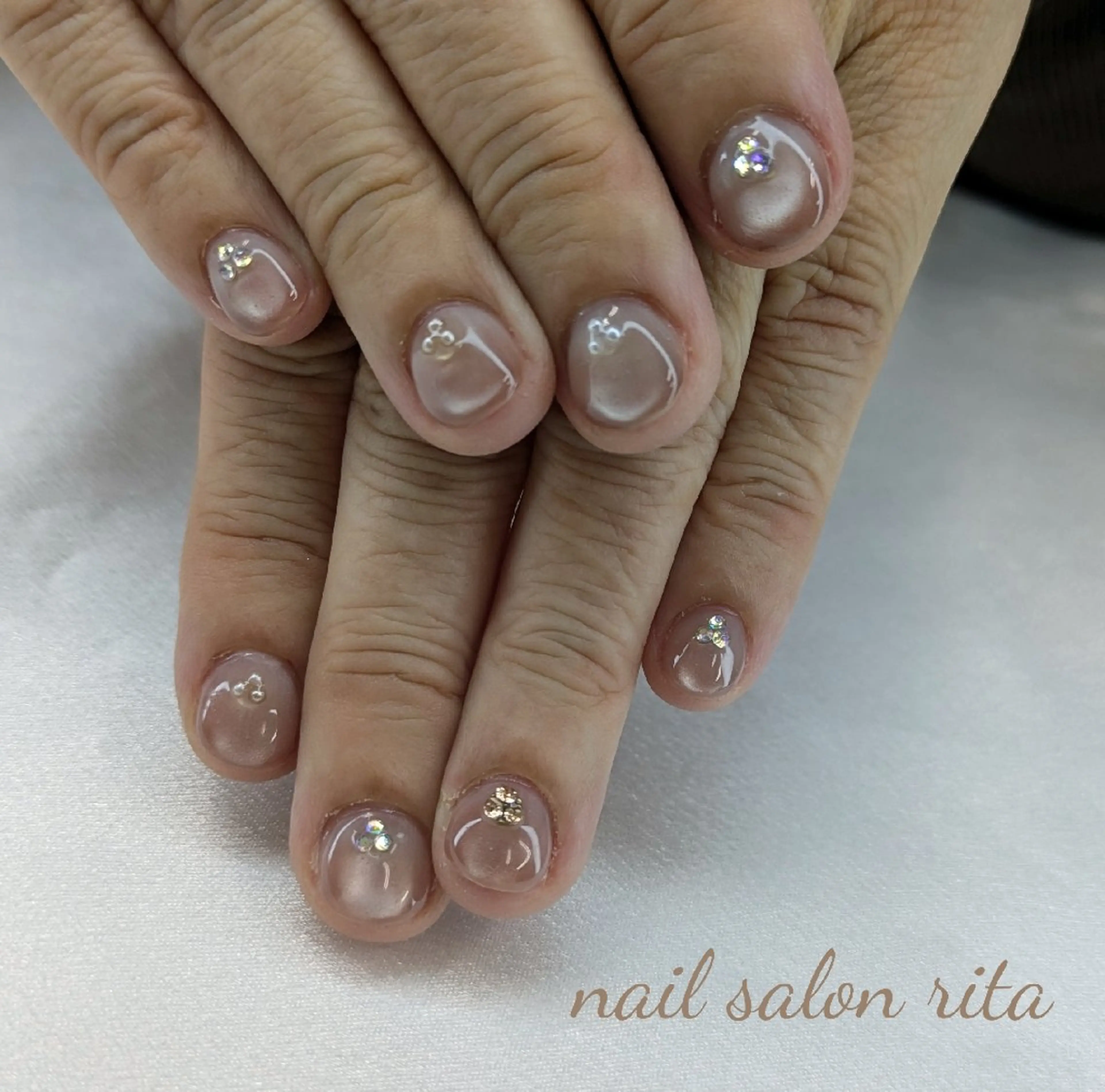ネイル ハンドネイル nail salon rita所属・柴田 理紗のネイルデザイン