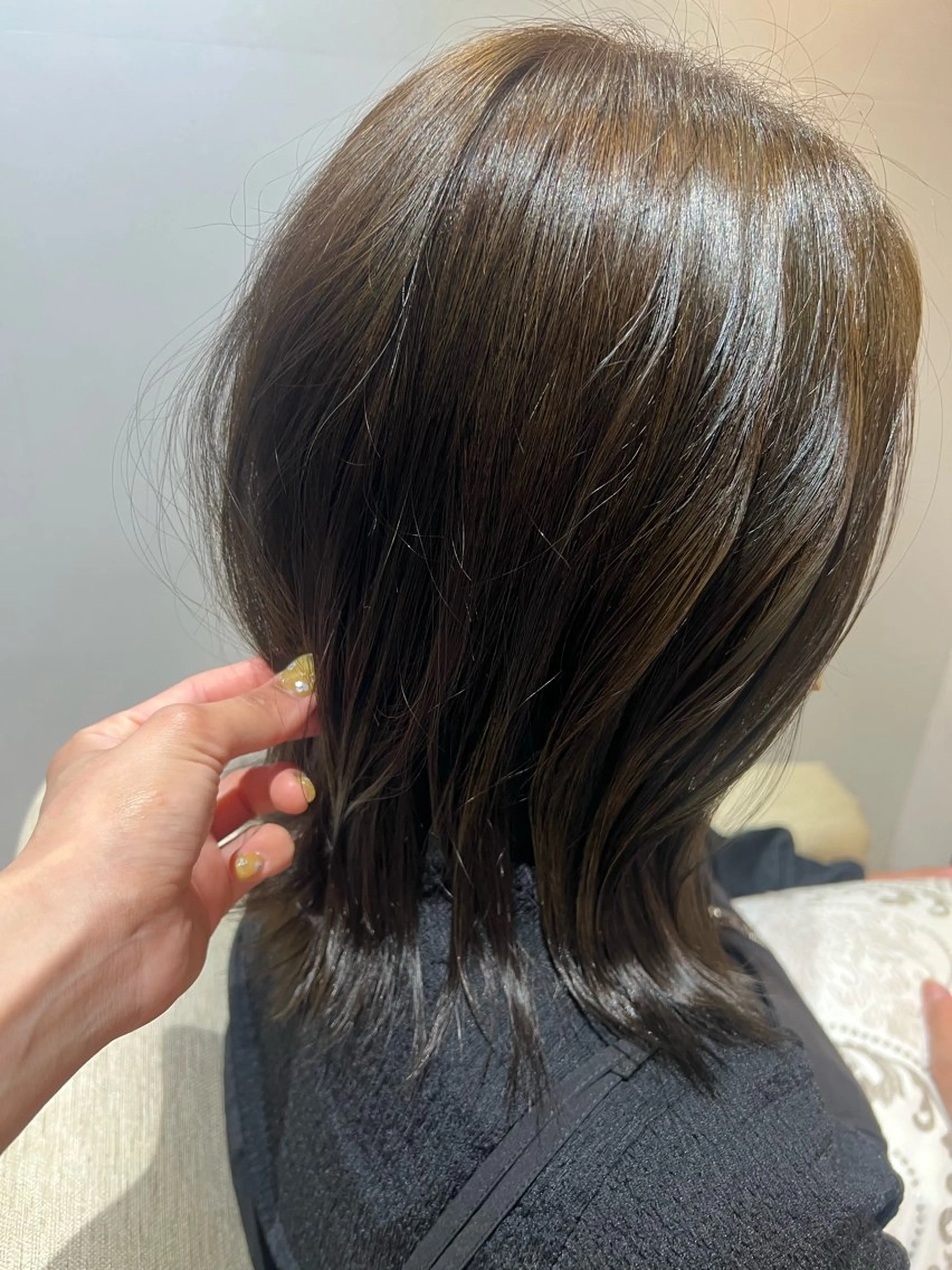 ミディアム カラー カット ヘアカラー ブルームヘアデザイン かこ。のヘアスタイル