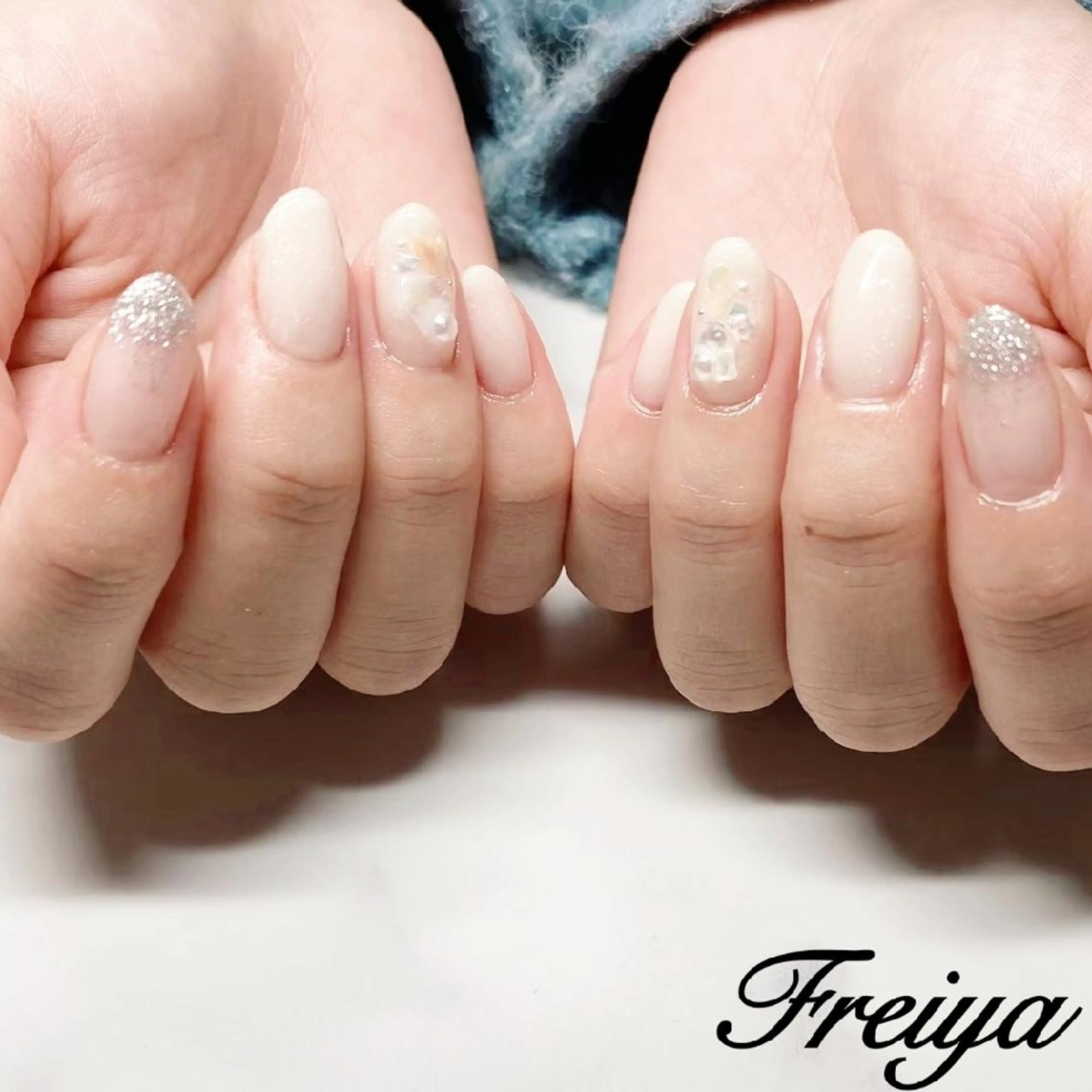 ネイル FREIYA所属・FREIYA マツエク、ネイルの眉毛・アイブロウイメージ