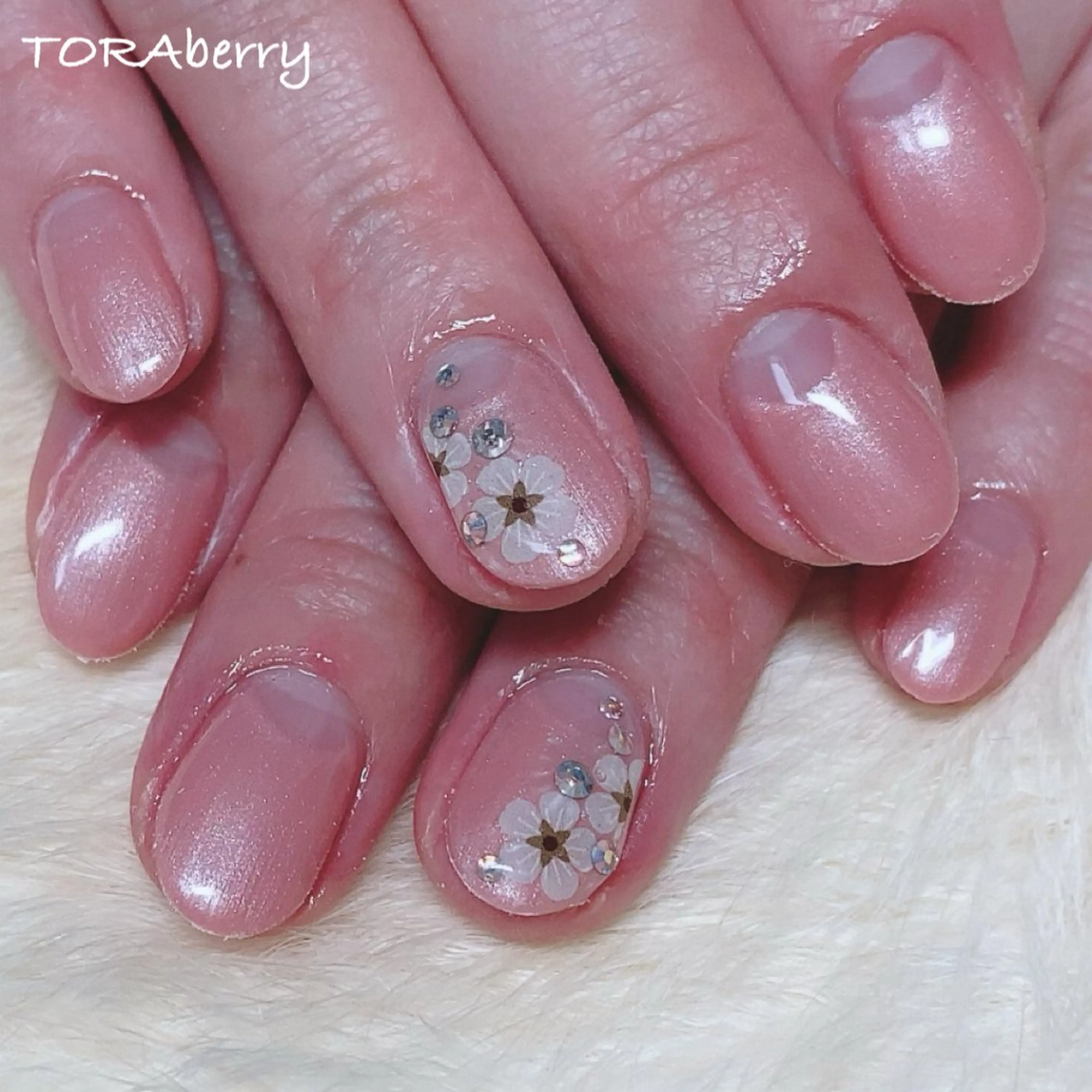 ネイル ハンドネイル ネイリスト なつみのネイルデザイン