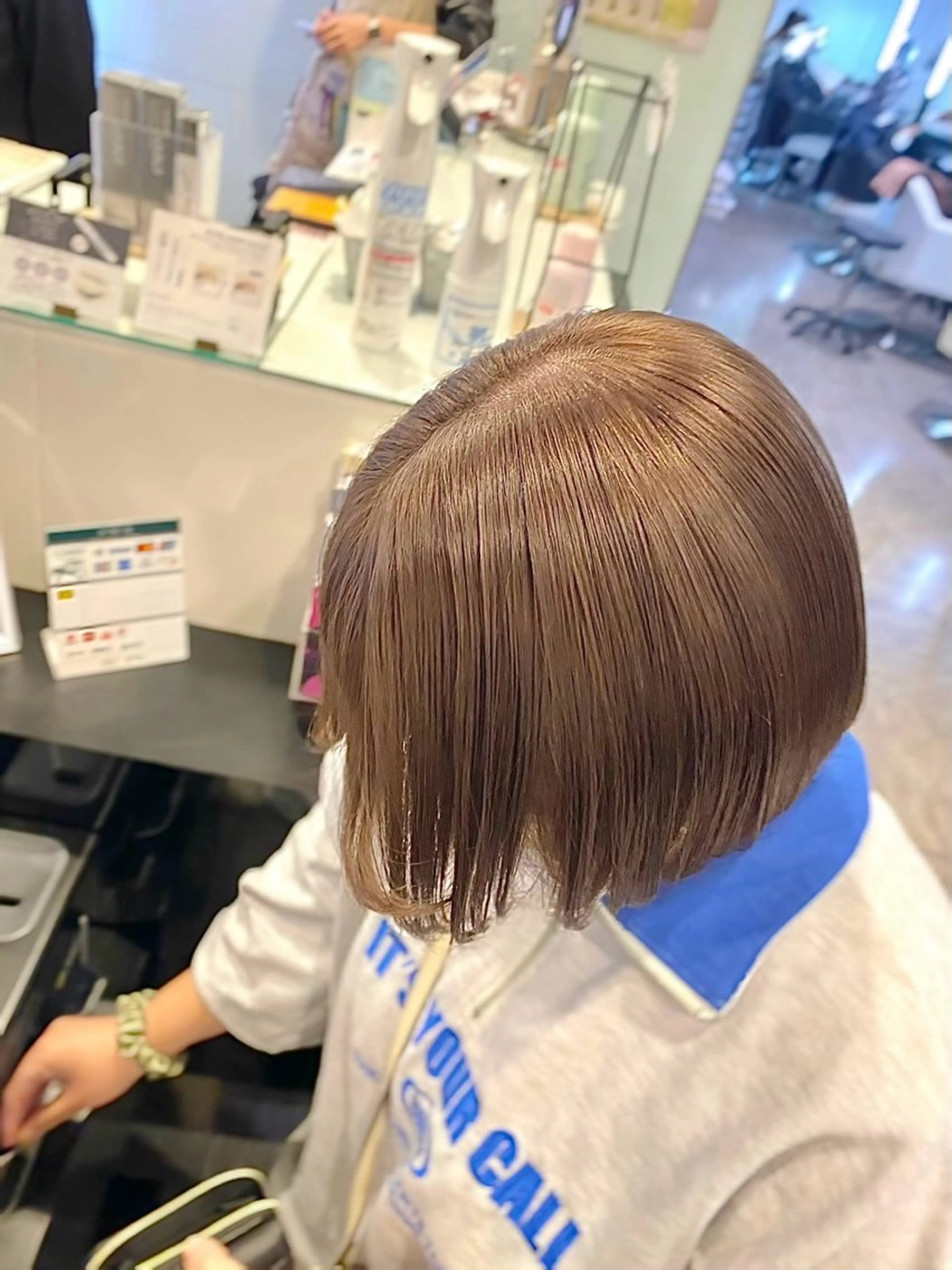 ショート カラー ベージュカラー ダブルカラー ミルクティーベージュ ボブ ヘアカラー トリートメント 🤍愛されヘア⌇ 𝐑 𝐈 𝐎🤍のヘアスタイル